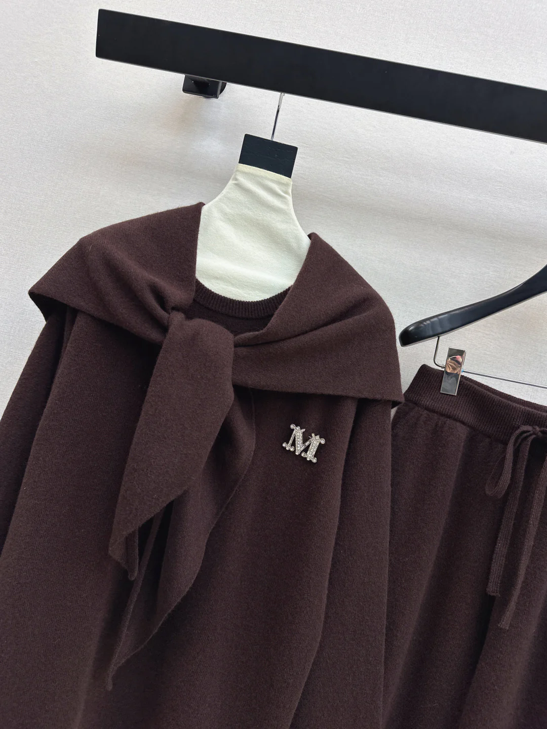 Max 25fw wool sweater+shawl wraps pants sets