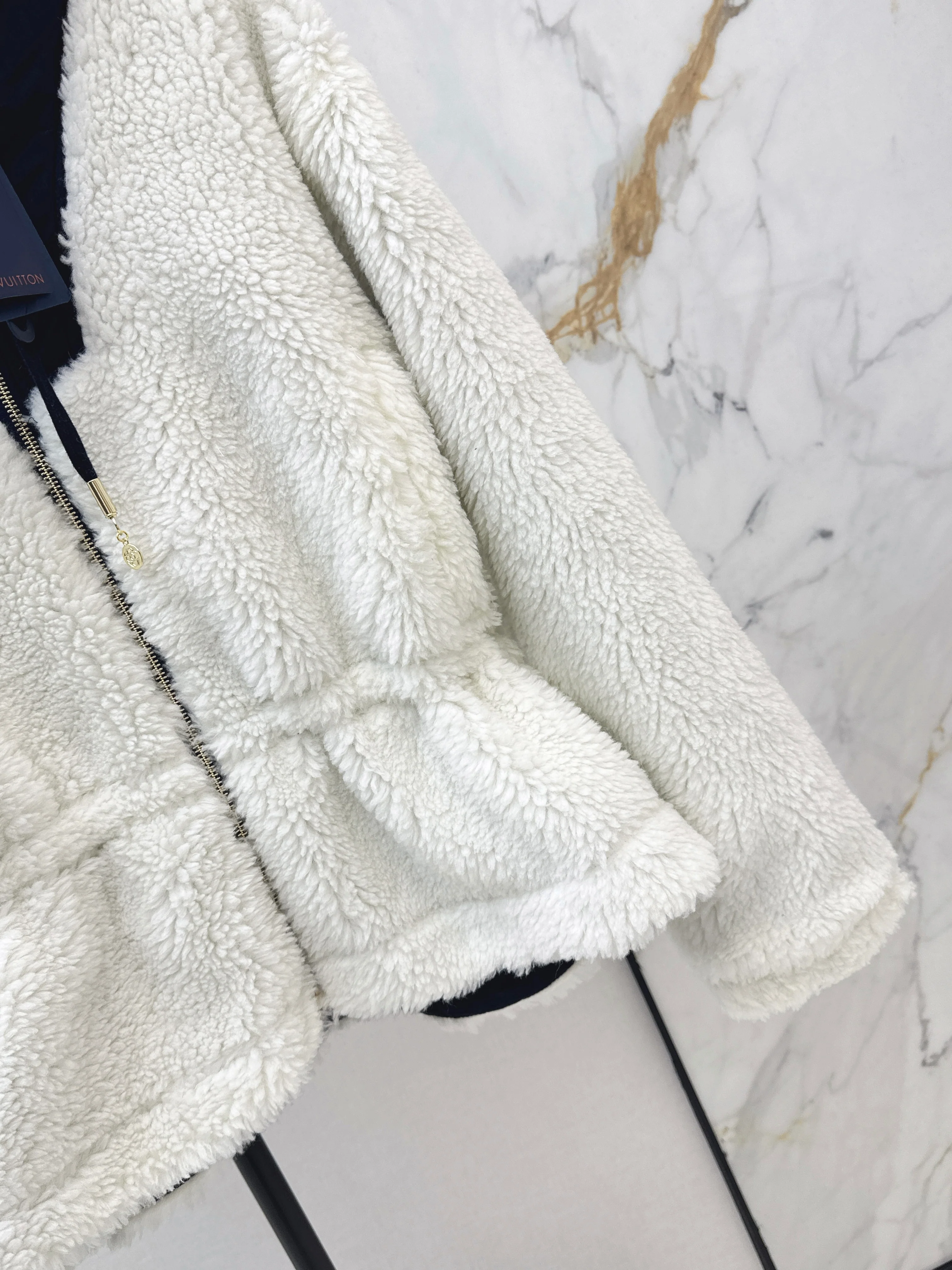 Loui 26ss fleece hooded jacket