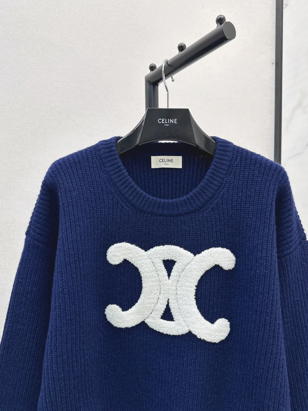 Celi 25fw embroidered sweater