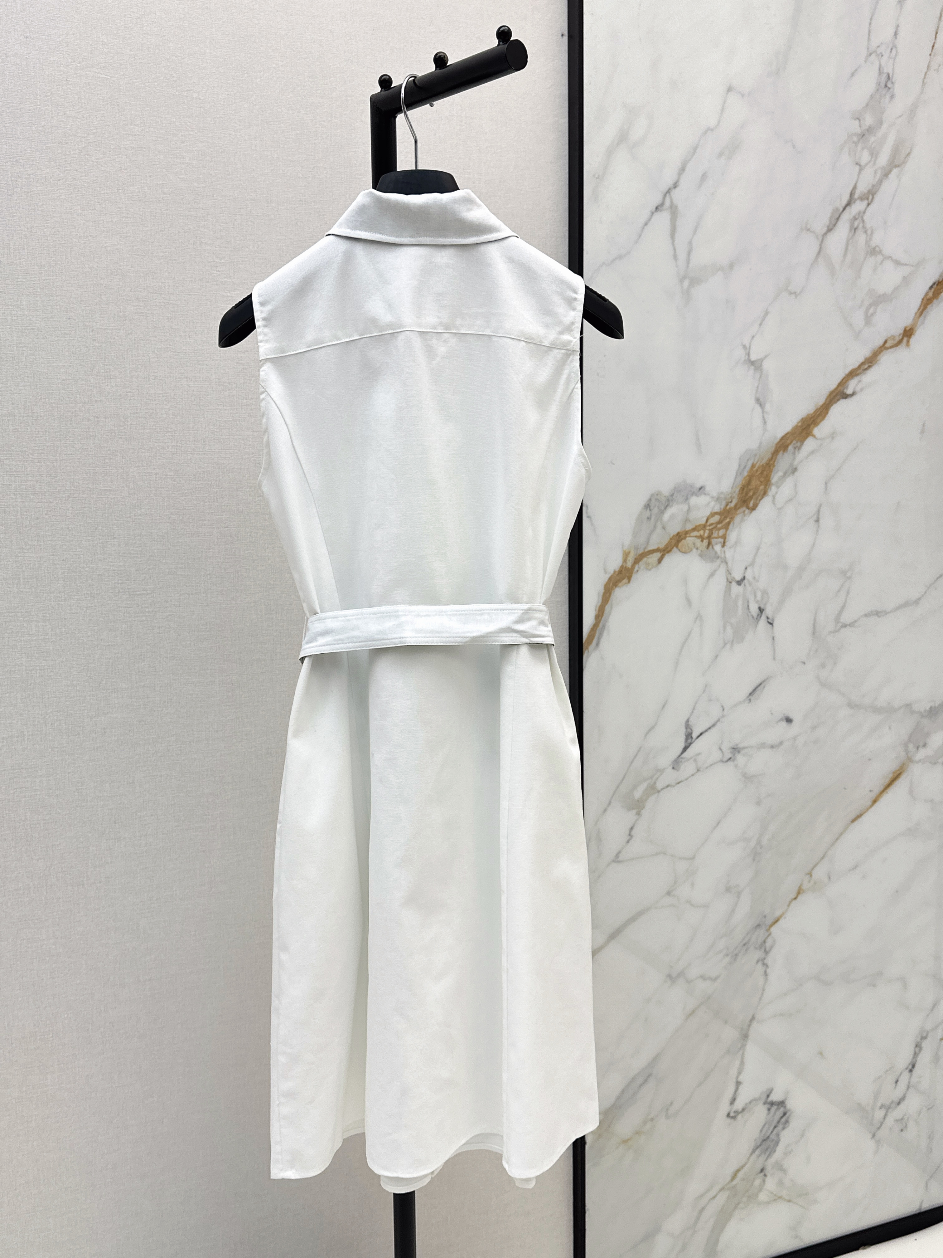 CD 26SS Sleeveless Belted Shirt Dress