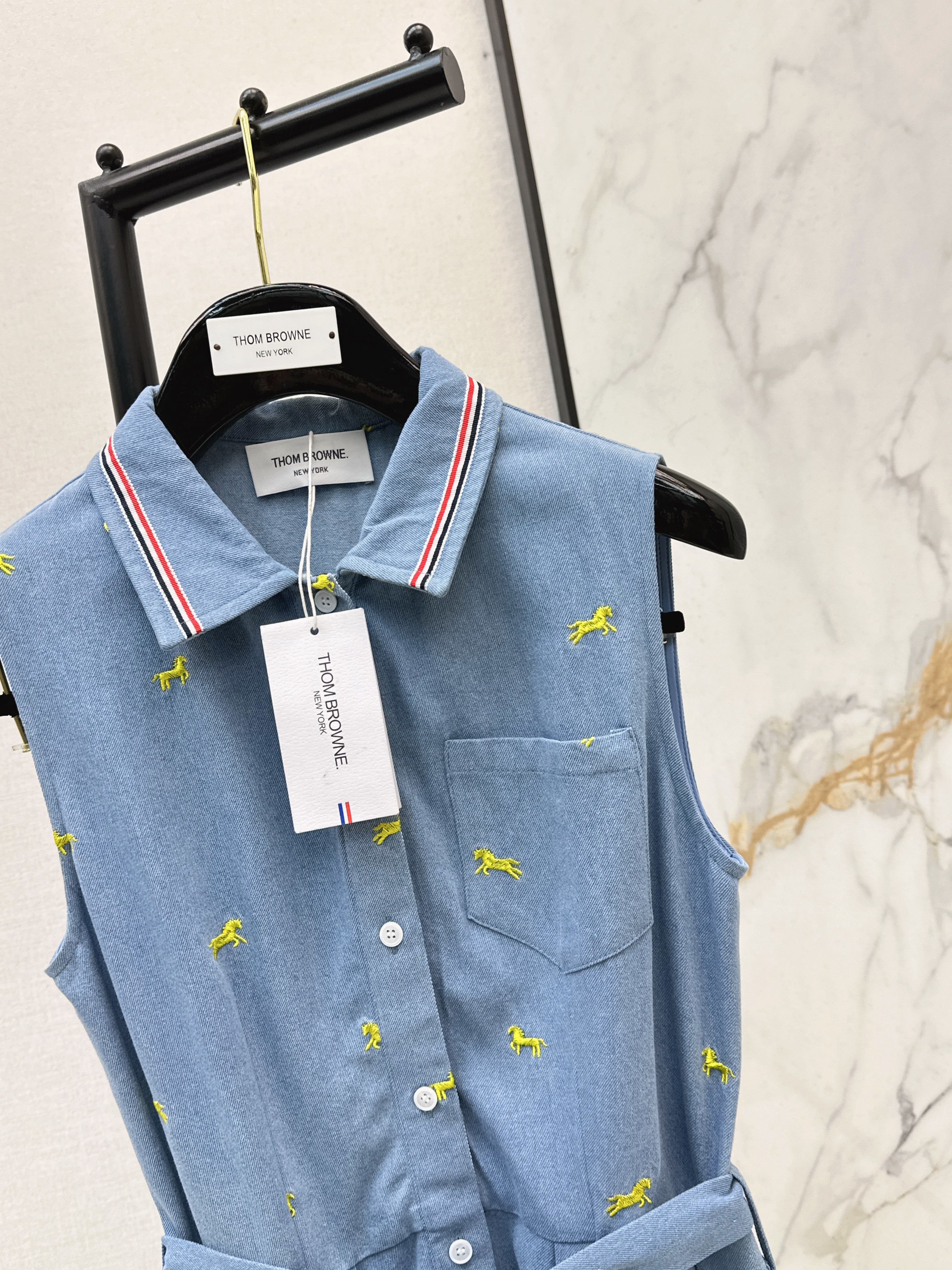 Thom 26ss embroidery sleeveless dress