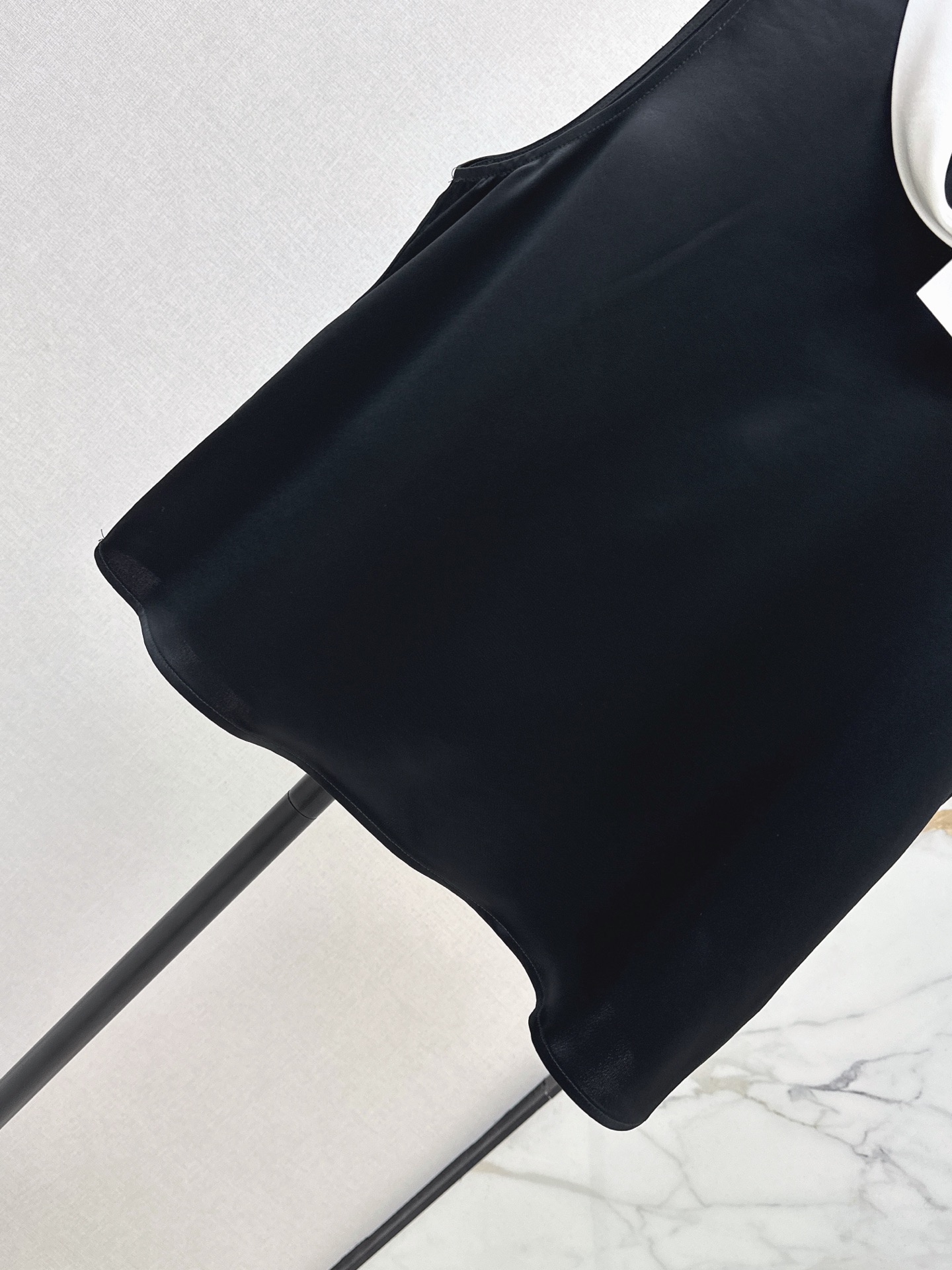 Row 26ss sleeveless top