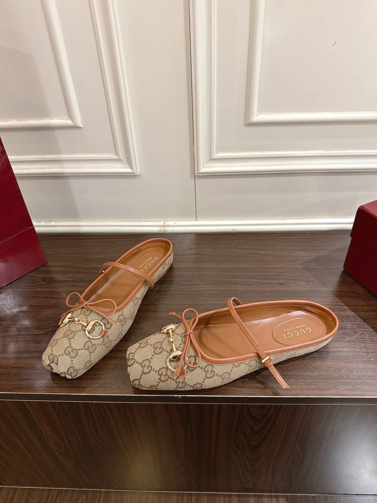Guc 25fw mules