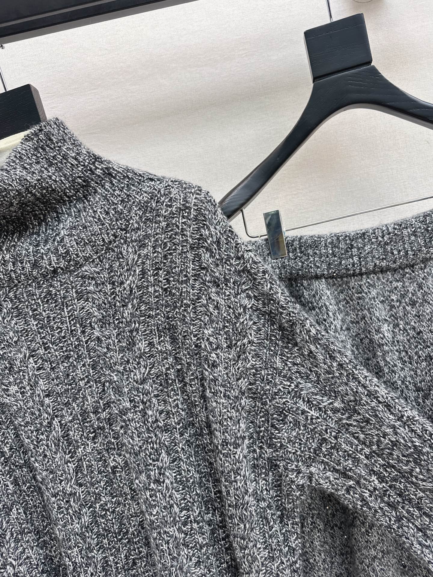 Brun 26ss knit high neck sweater+skirt suit