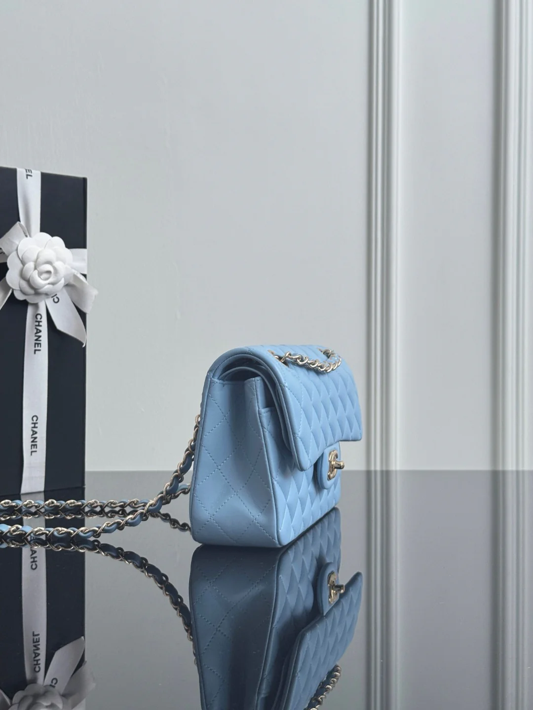 Chan cf23 chain shoulder bag