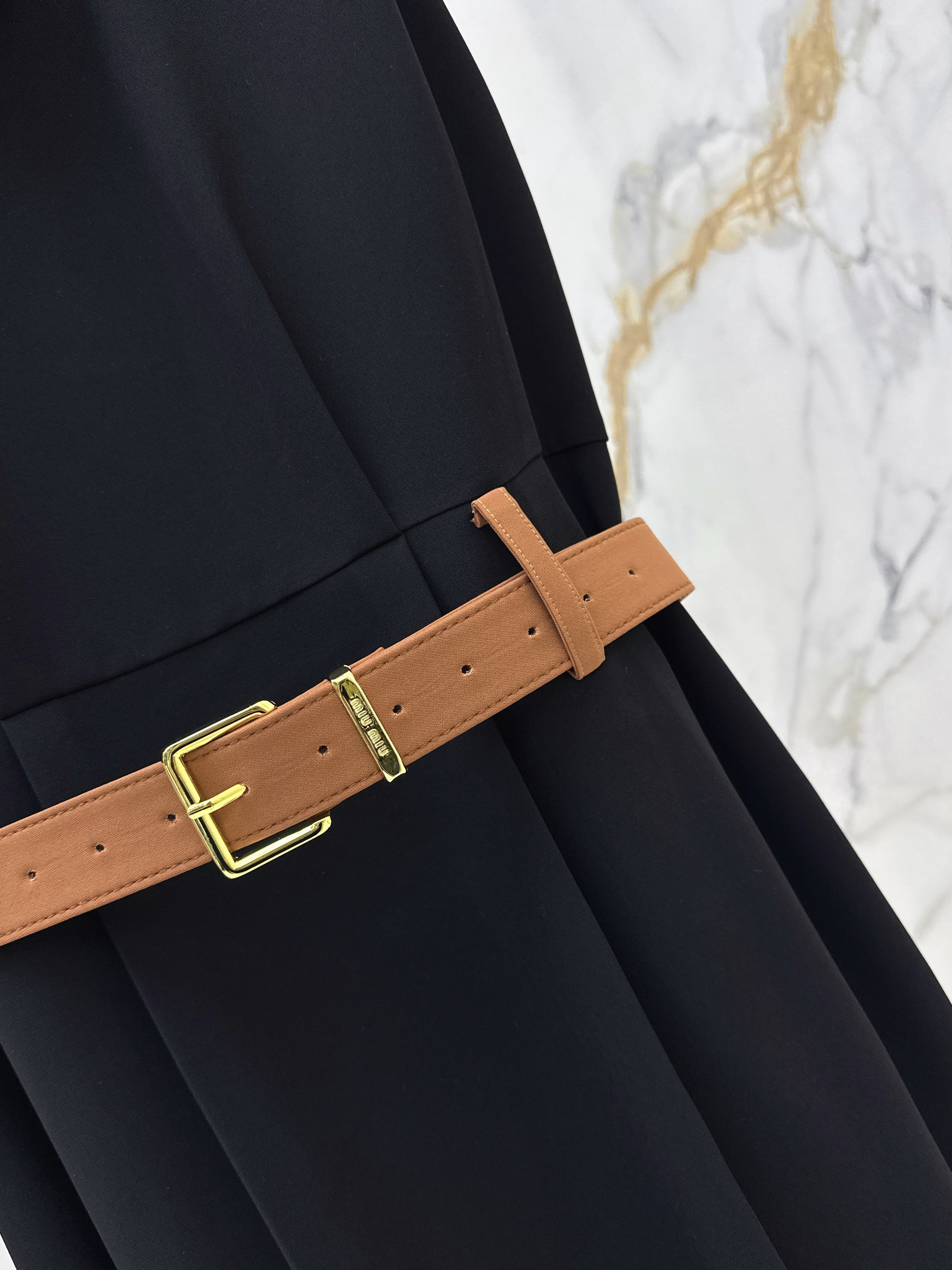 Miu 26ss sleeveless belted dress