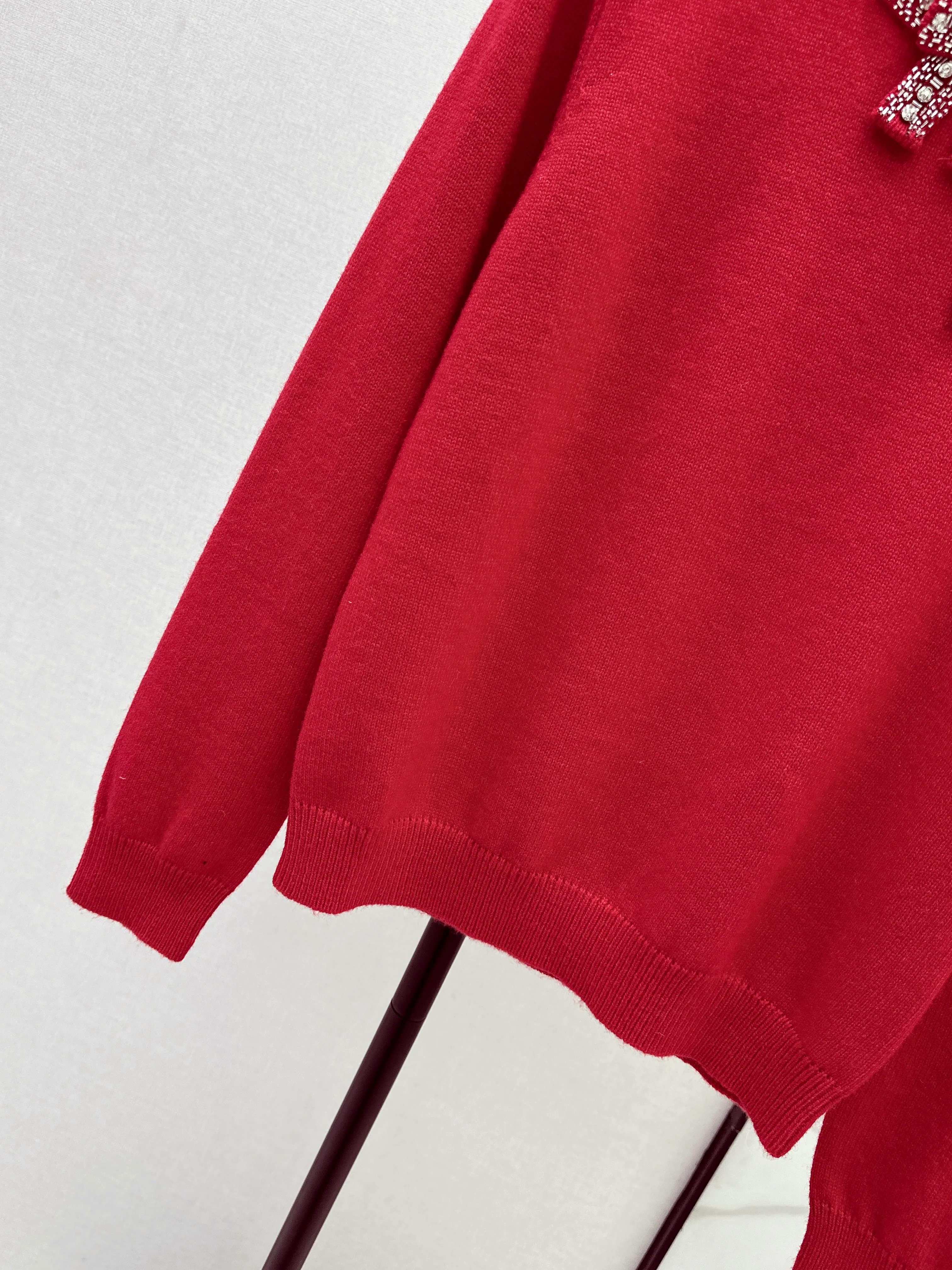 Valen 26ss bow rhinestone sweater