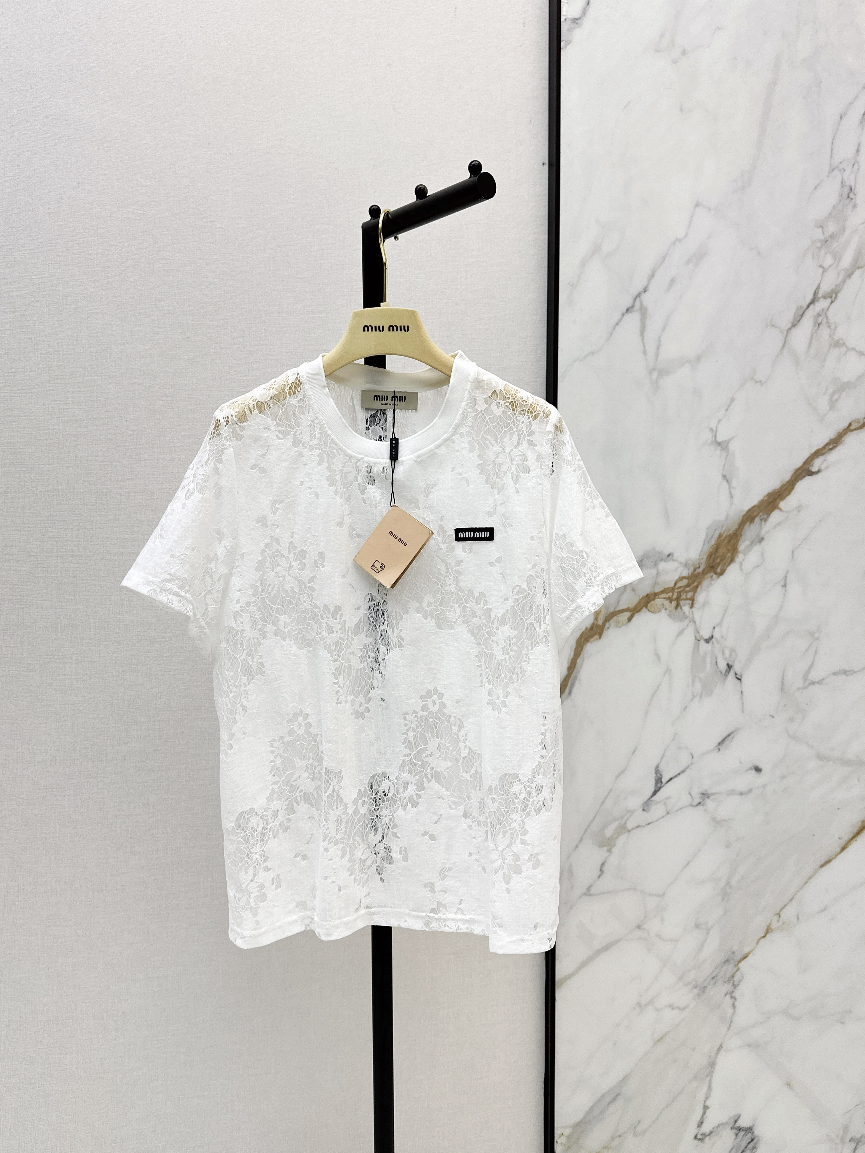 Miu 26ss lace t-shirt