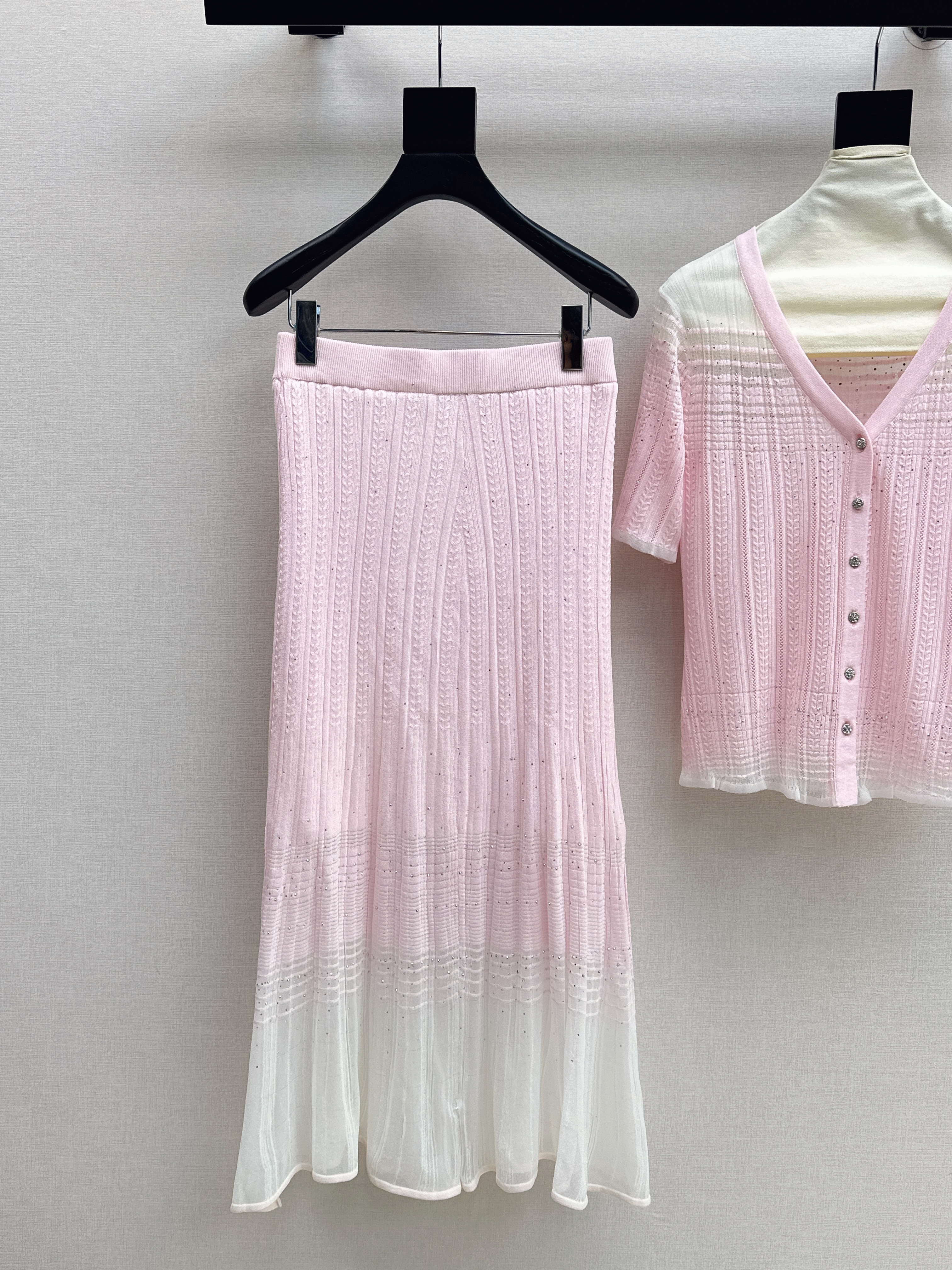 Chan 26ss knit cardigan skirt set