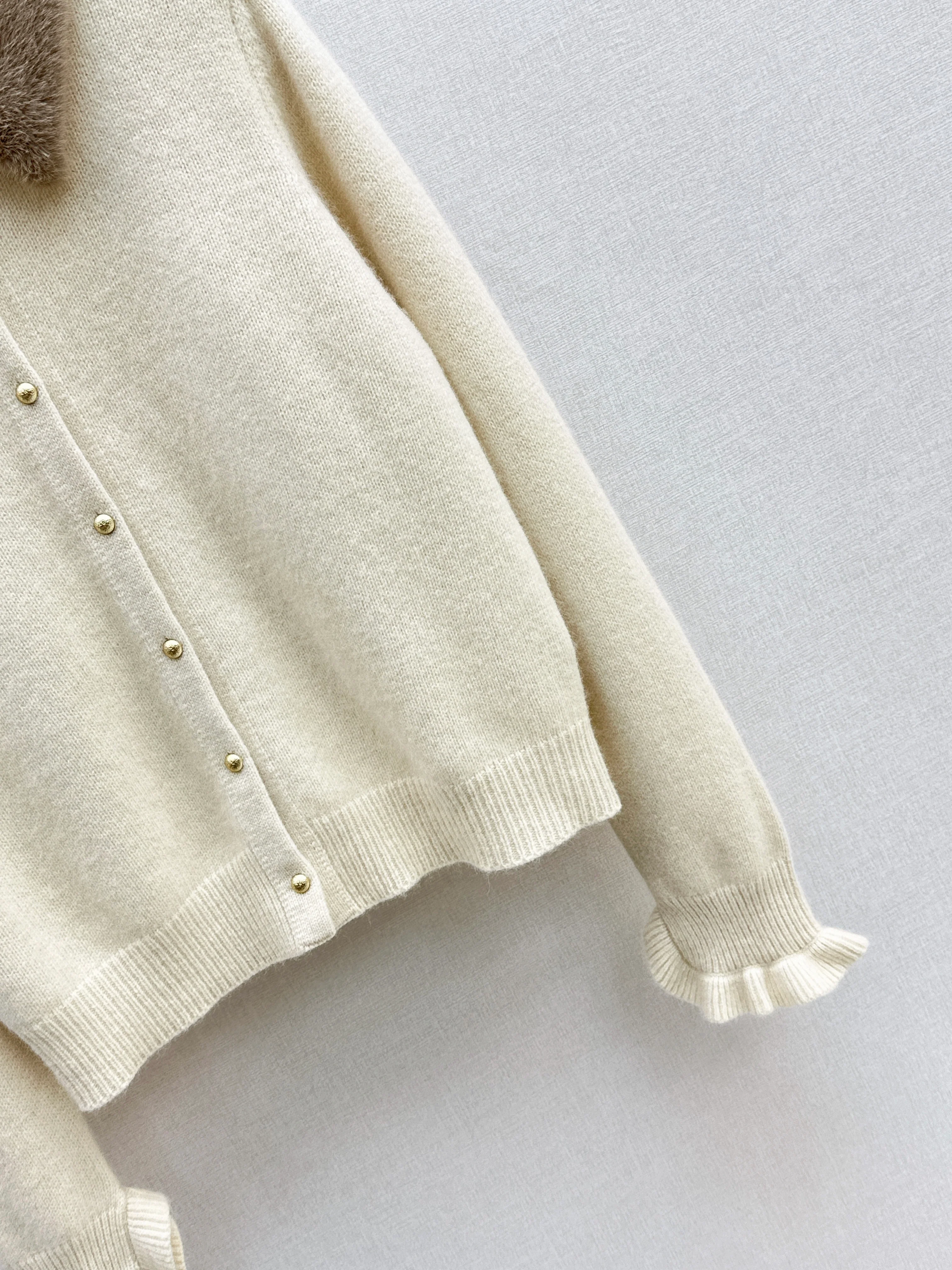 Miu 26ss wool cardigan