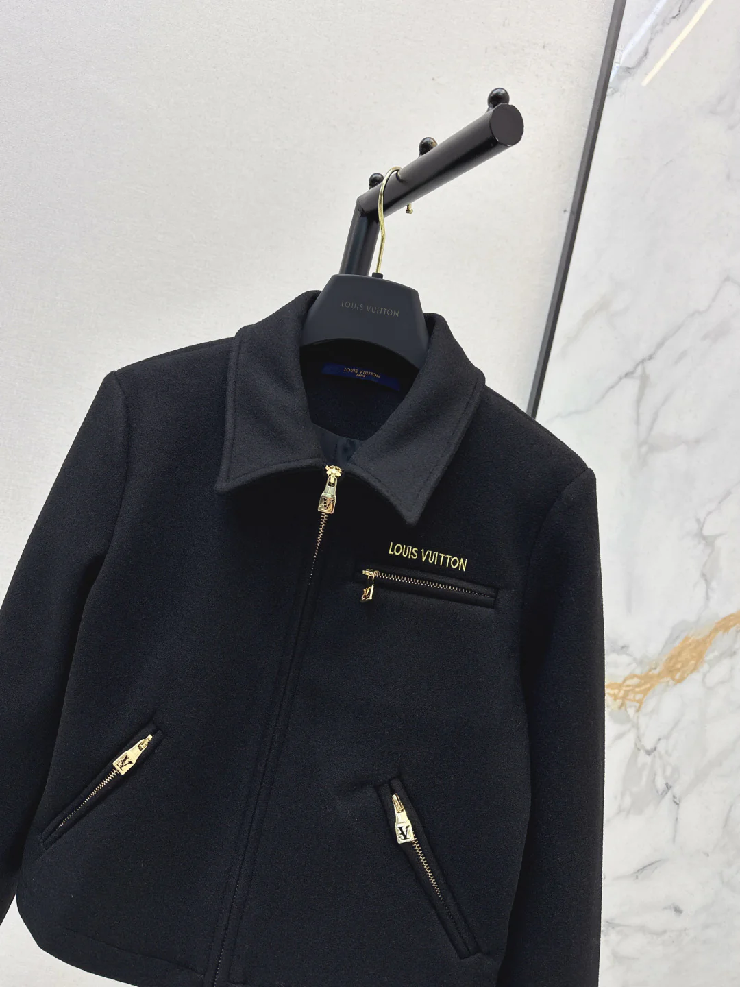 Loui 25fw jacket