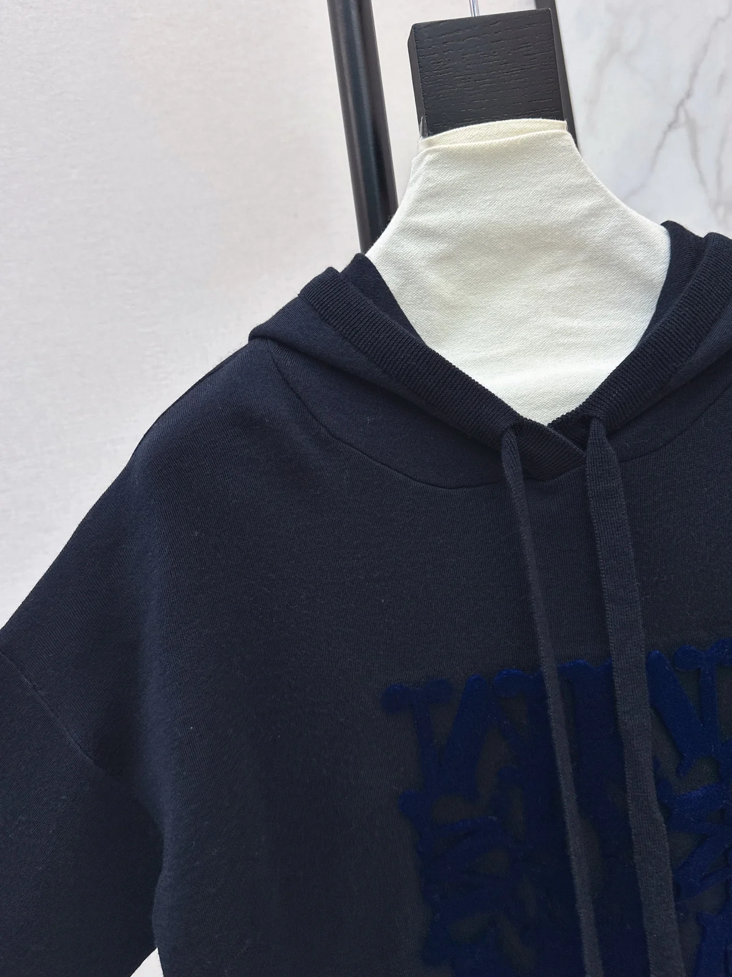 Max 25fw hooded sweater