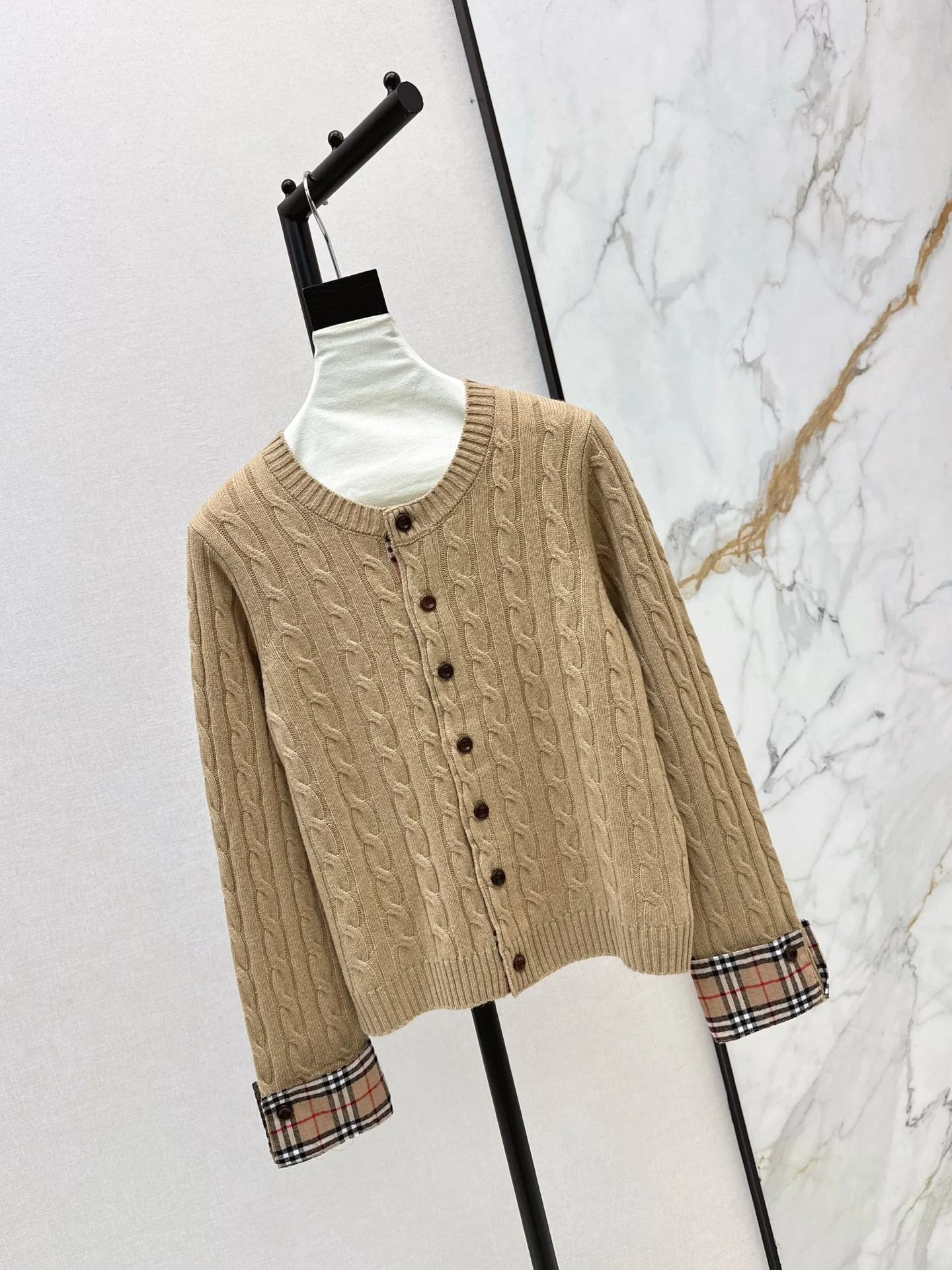 Burb 25fw knit cardigan