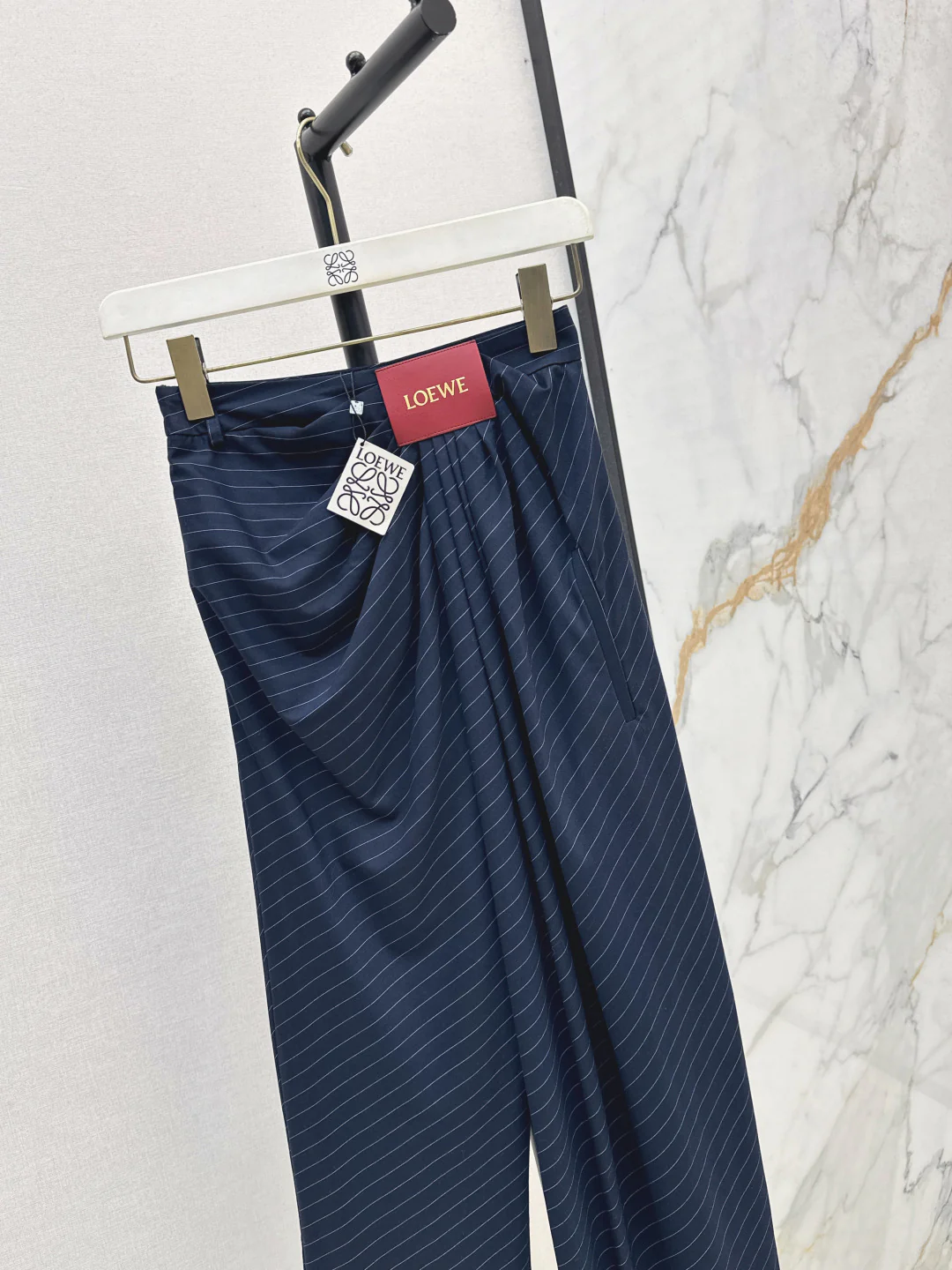 Loe 26ss folds high-waist pants suits