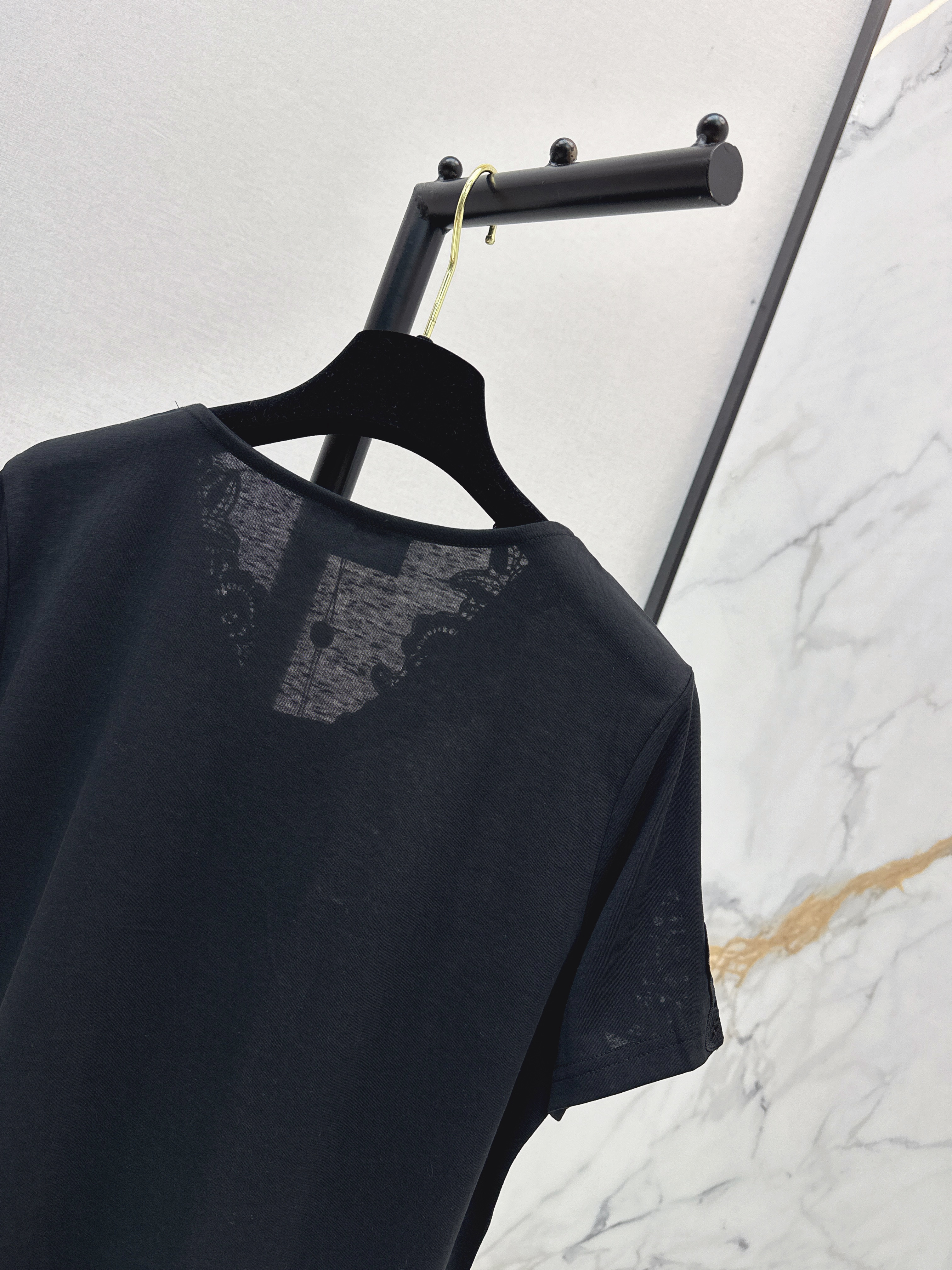 Chan 26ss contract lace t-shirt