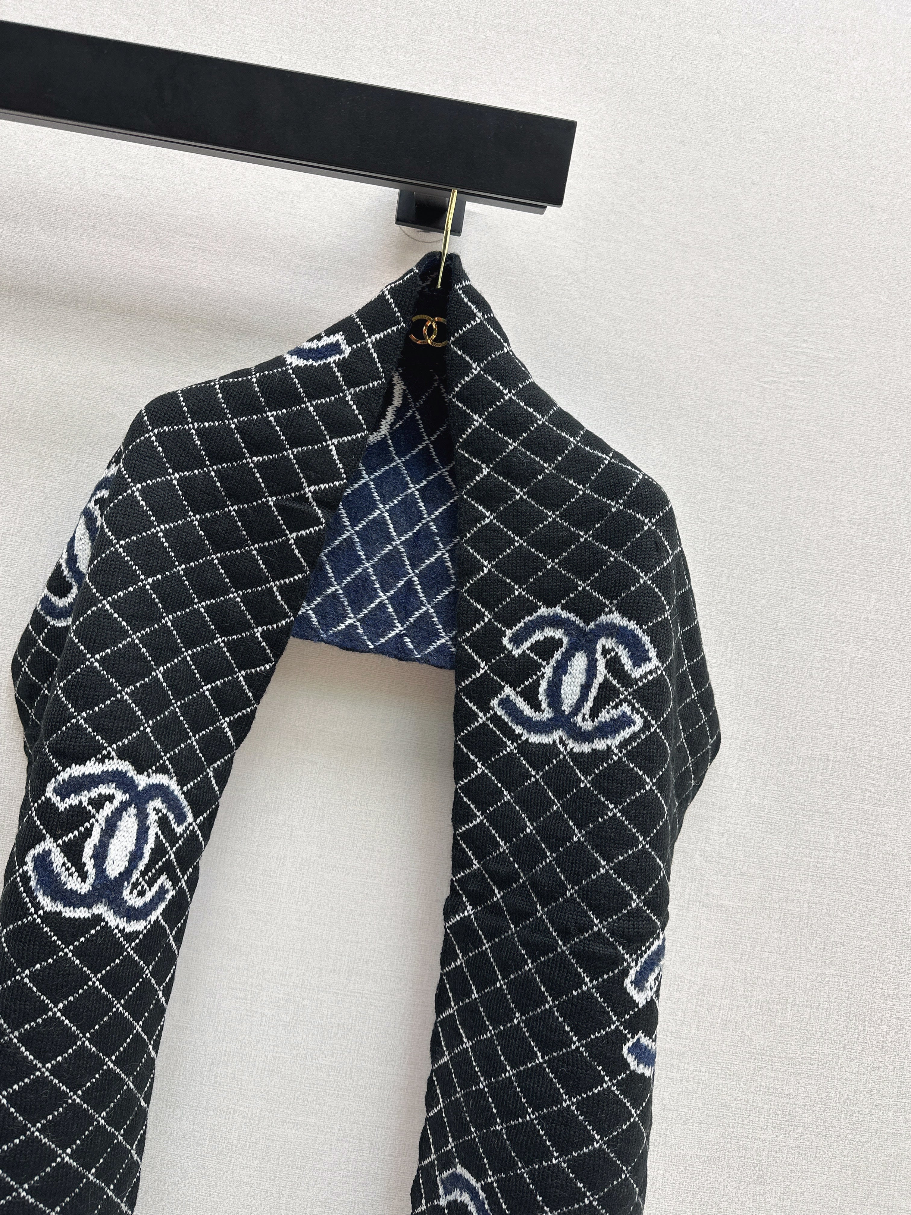 Chan 26ss cashmere scarf