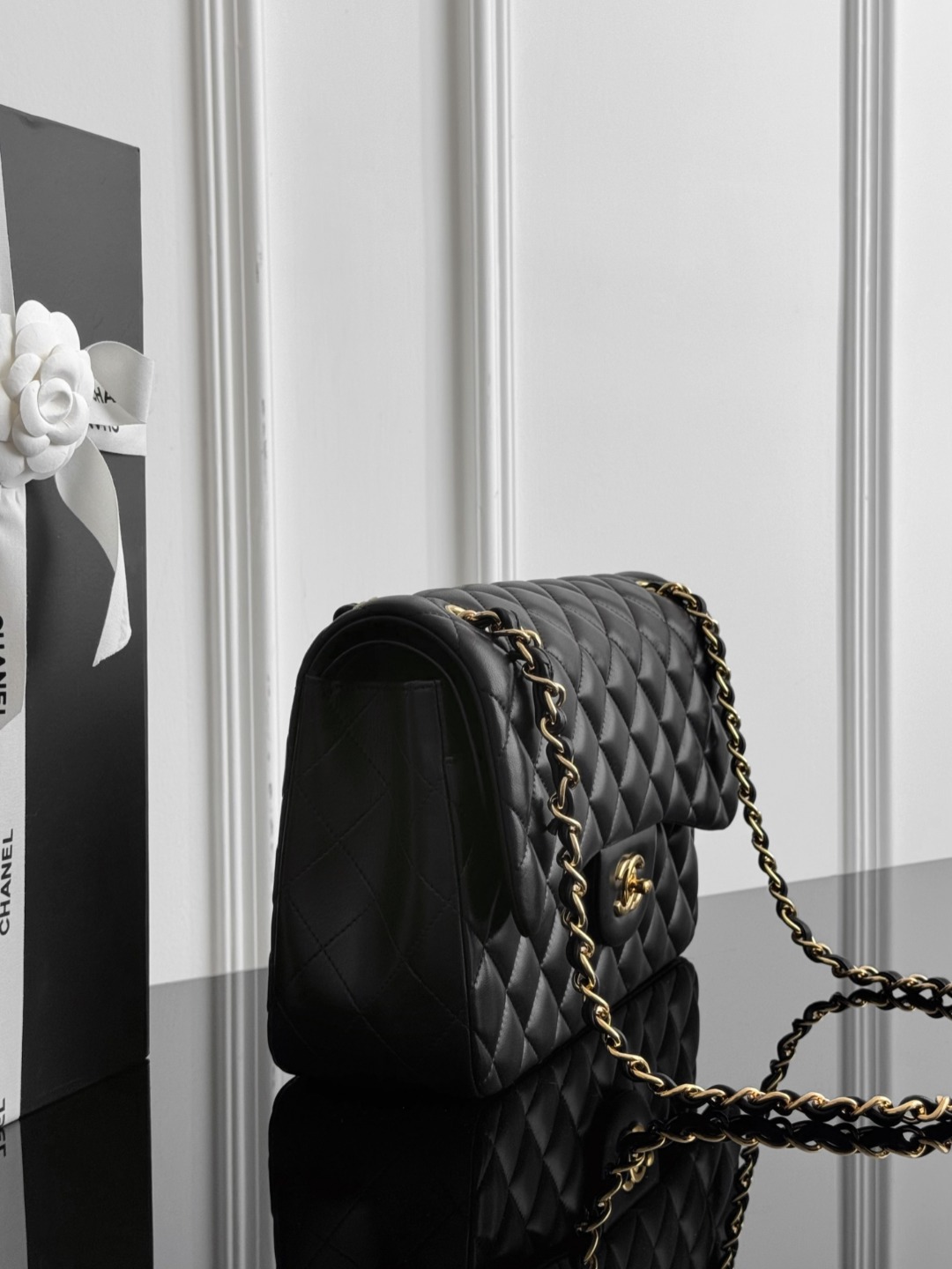 Chan cf30 chian shoulder bag