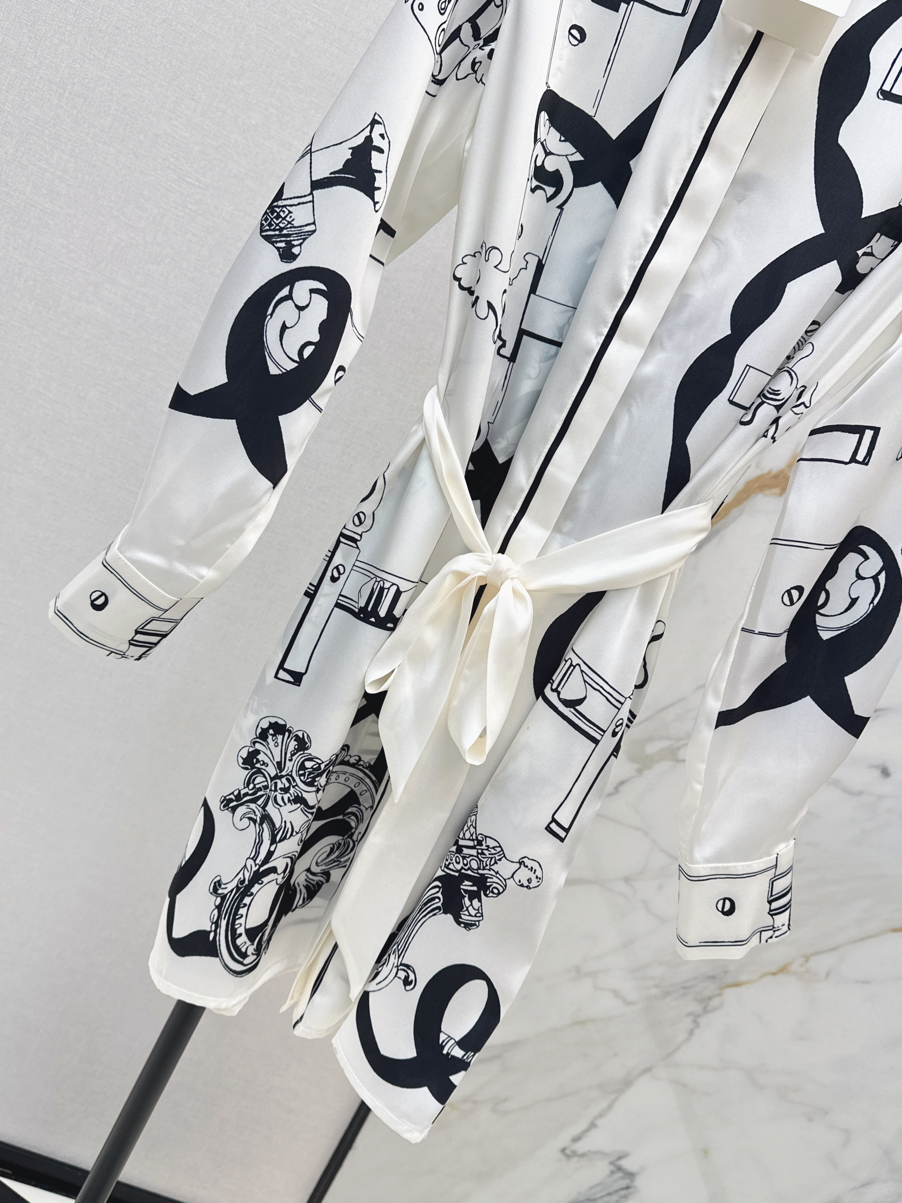 Her 26ss print silk dress