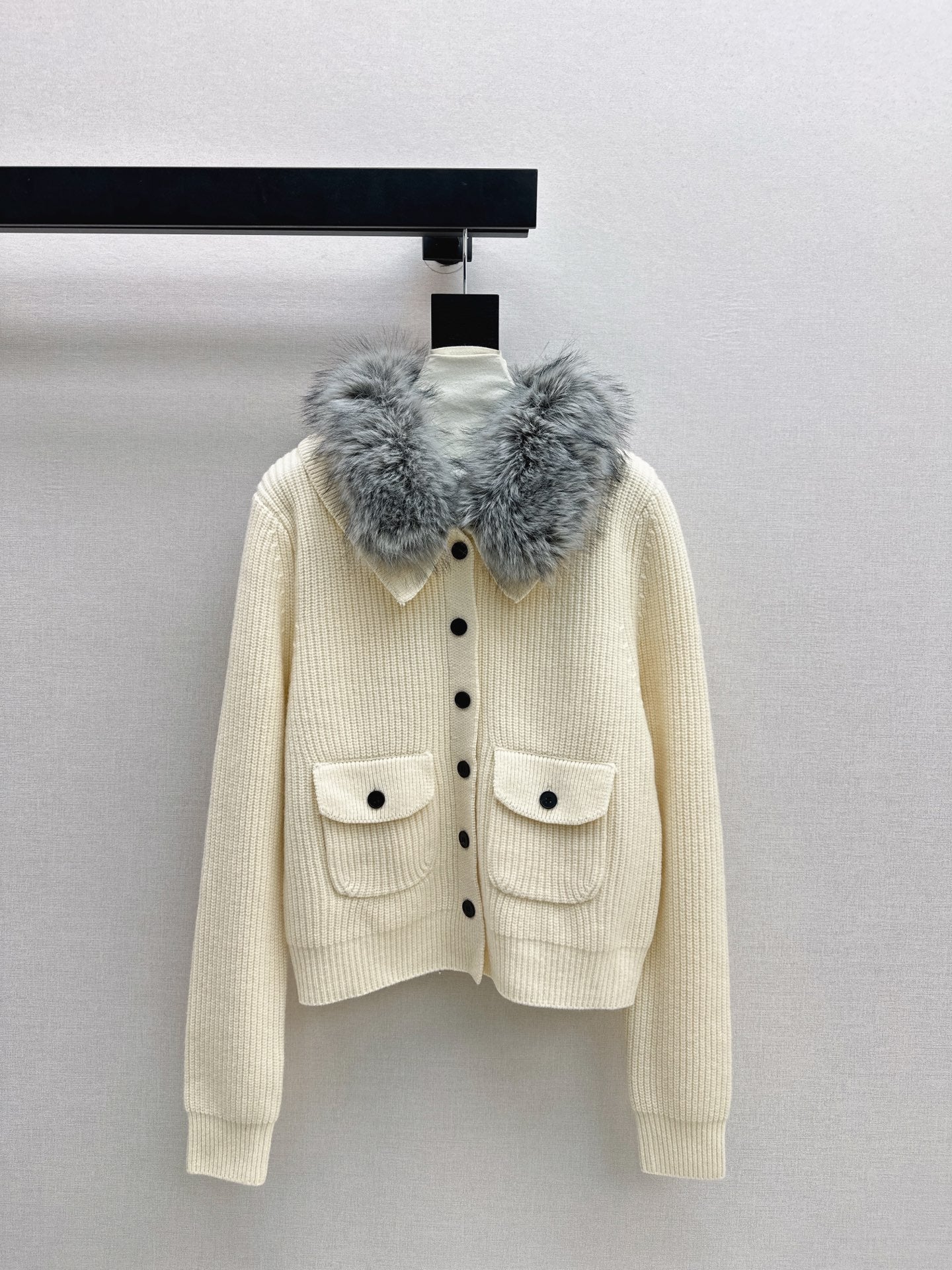 Fend 25fw wool cardigan jacket