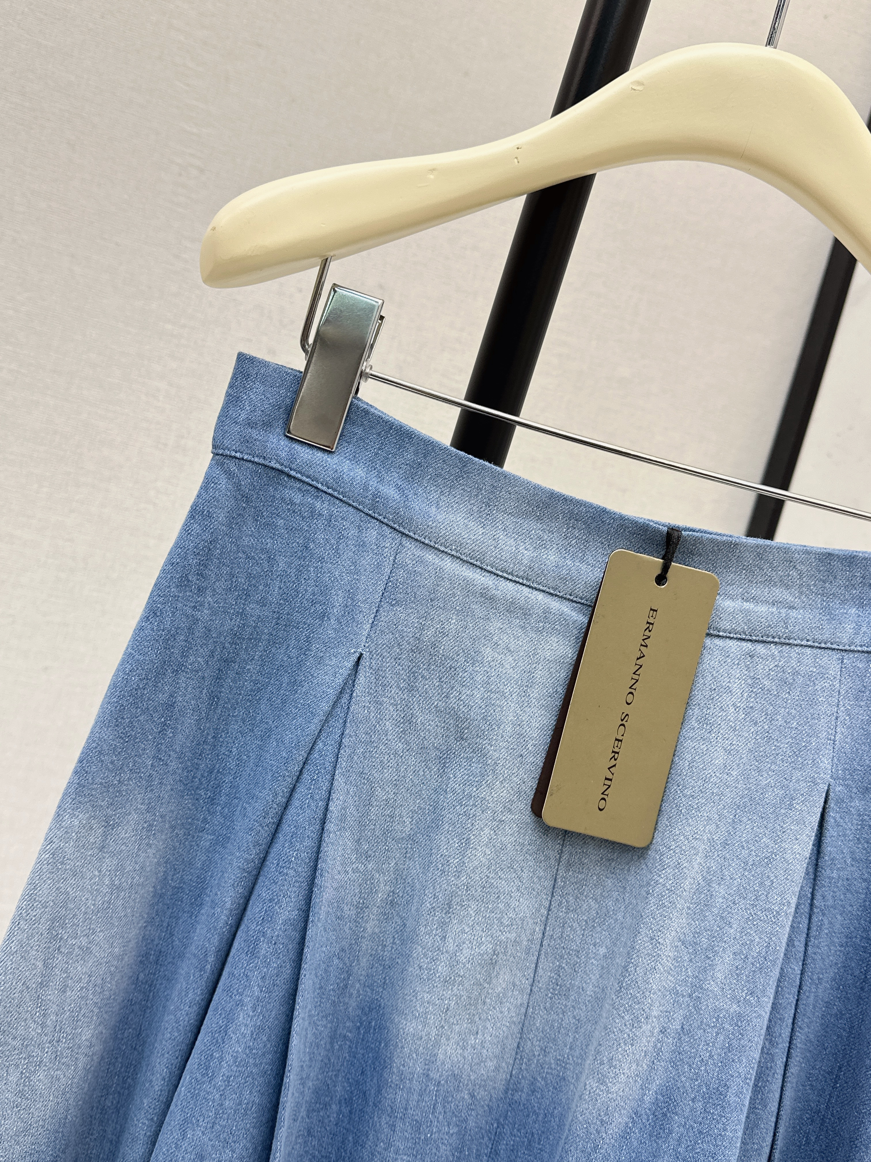 ES 26ss embroidery denim skirt