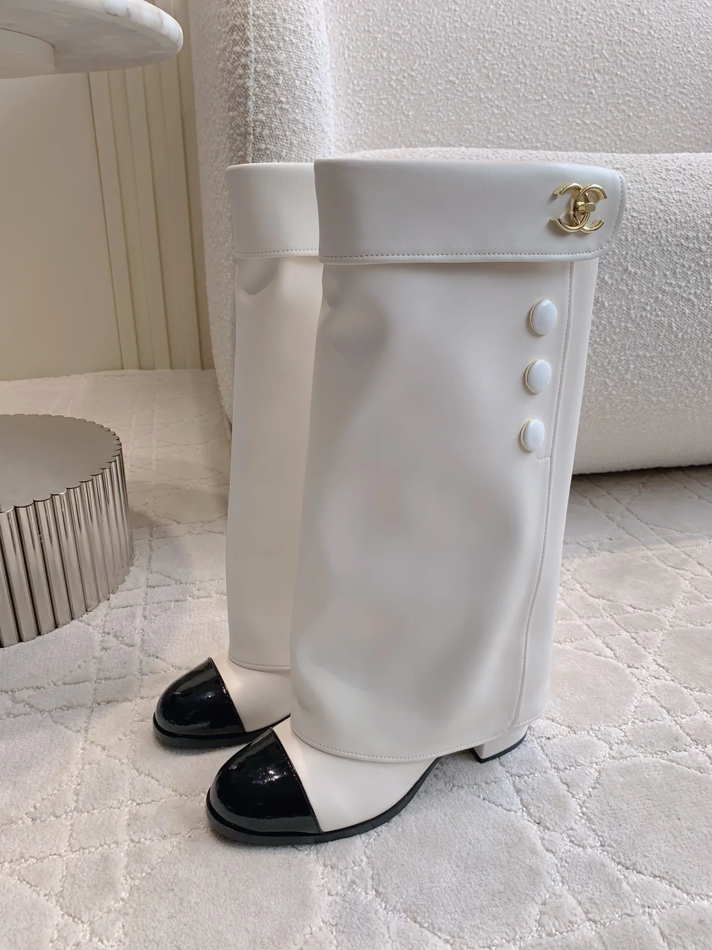 Chan 25fw cuff boots