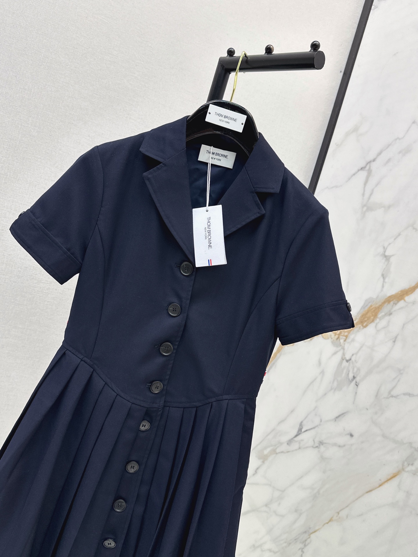 Thom 26ss contract pleated shirt dress