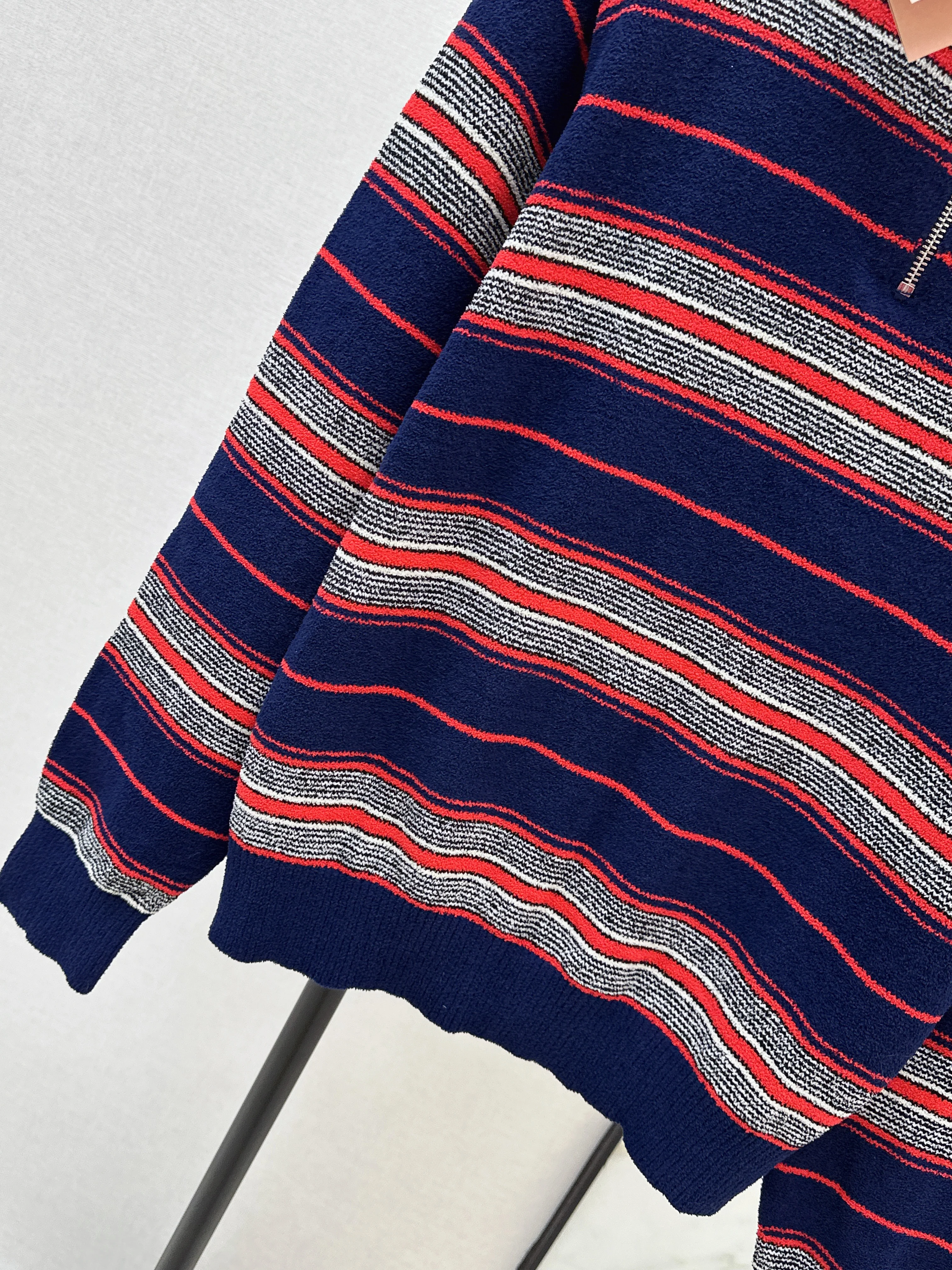 Miu 26ss stripe knitted sweater