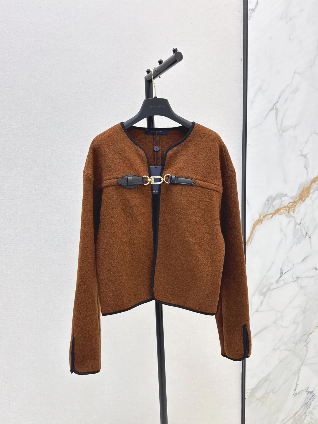 Louis 25fw cape jacket