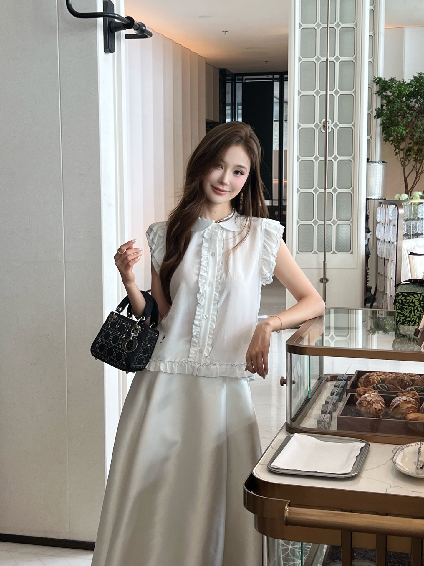 CD 26ss sleeveless ruffle shirt