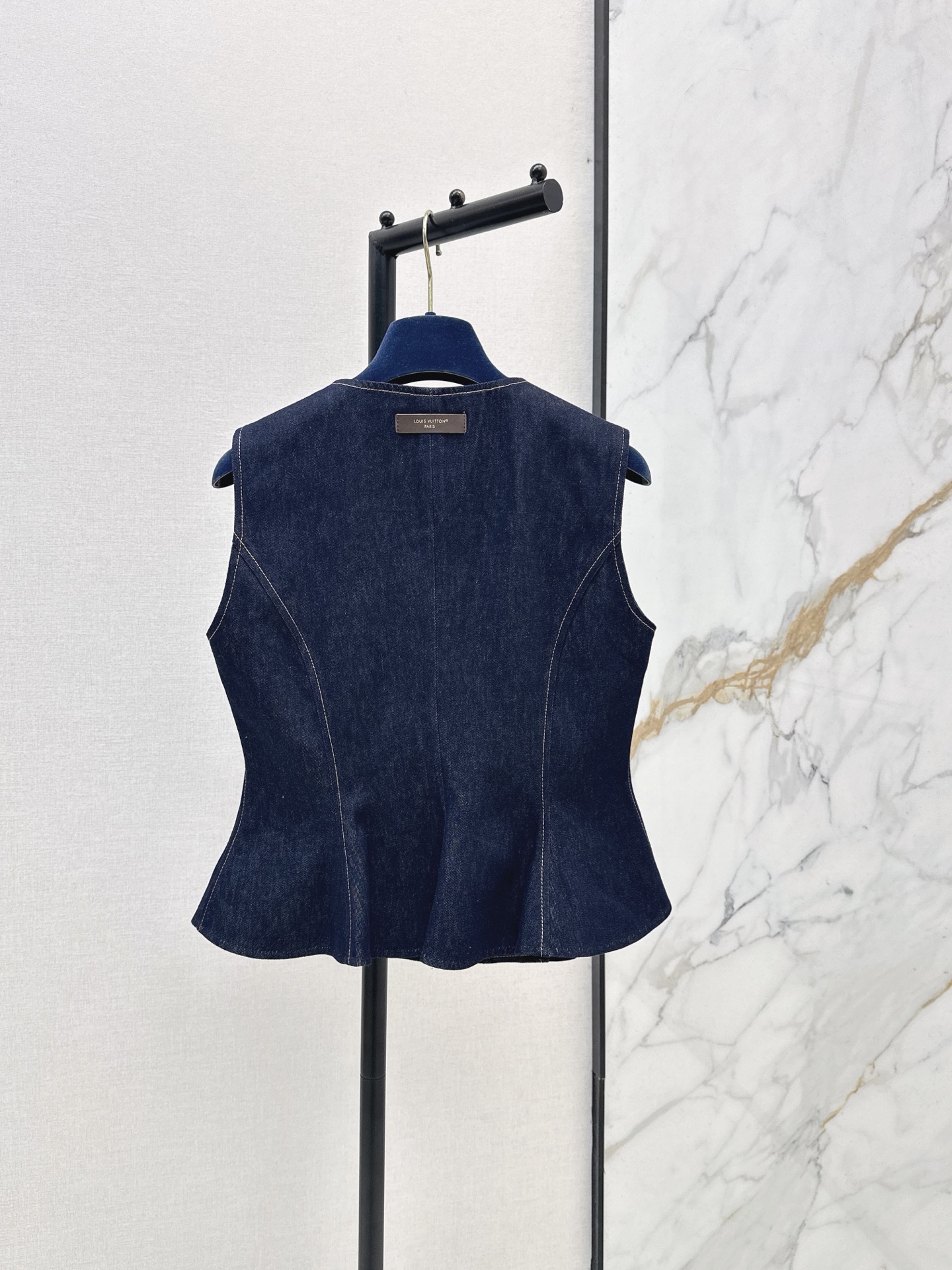 Loui 26ss ruffle denim top