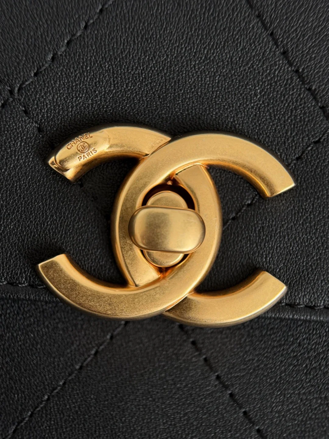 Chan 25S briefcase shoulder bag