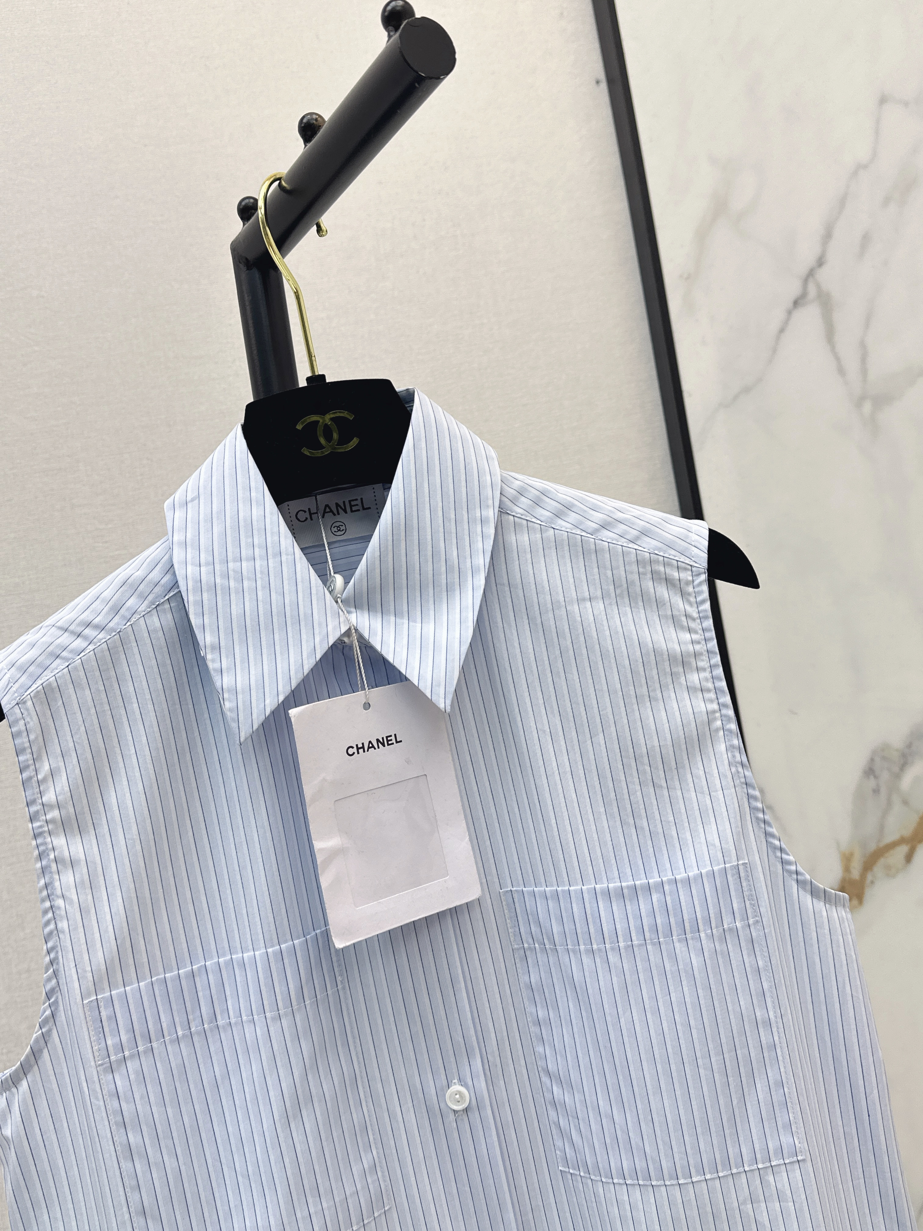Chan 26ss sleeveless shirt