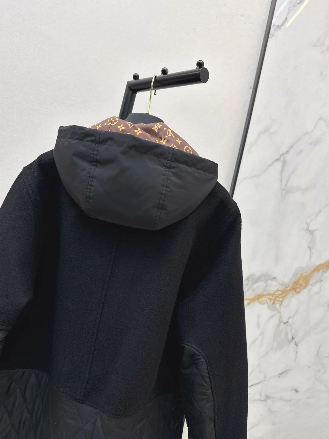 Loui 25fw padded jacket