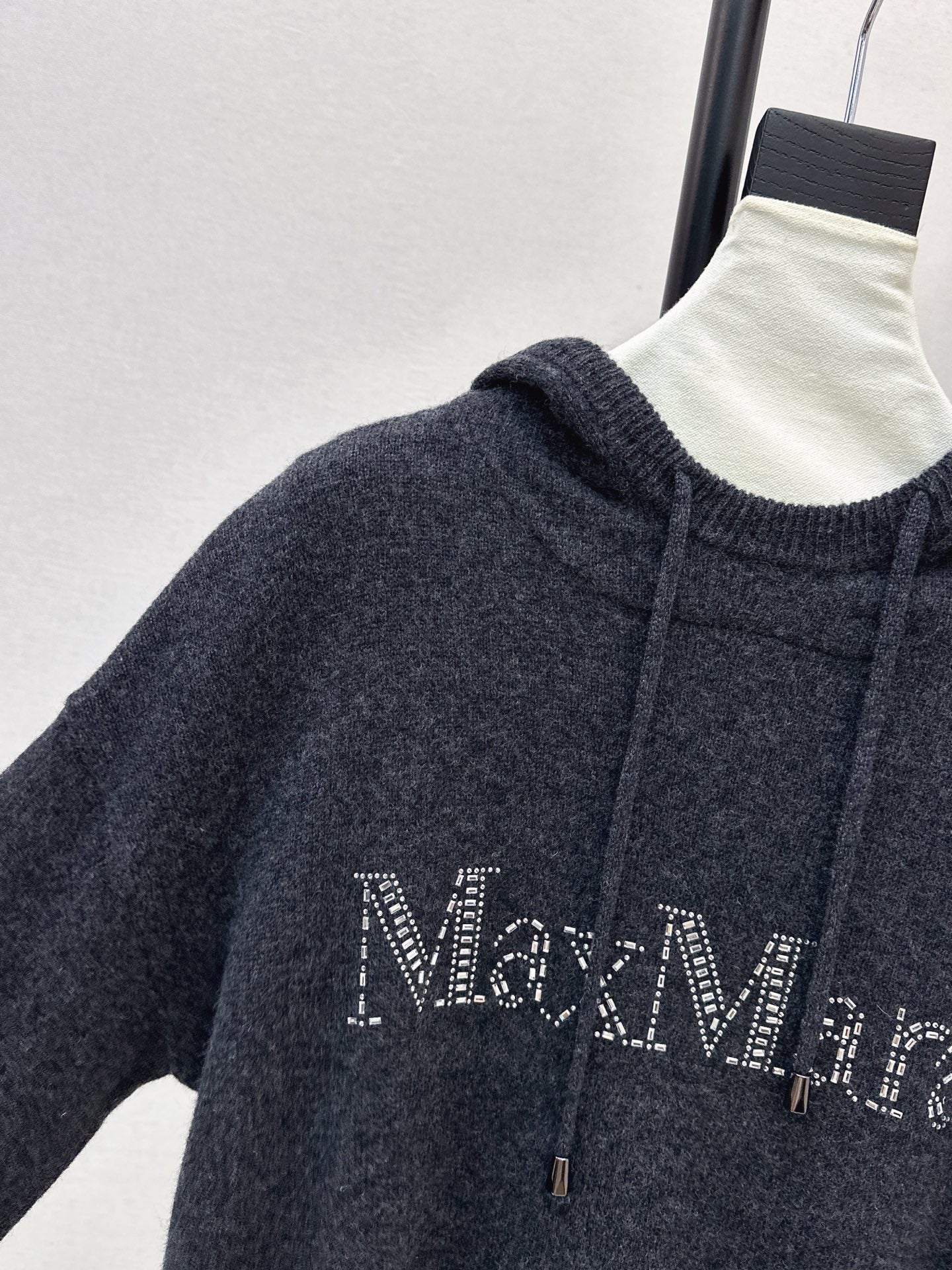 Max 26ss rhinestone hooded sweater