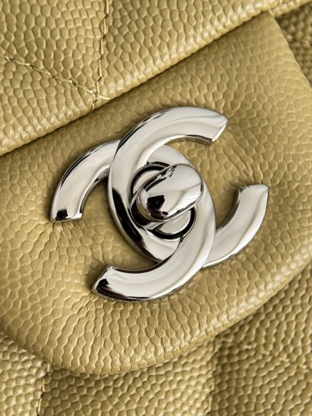 Chan cf23 chain shoulder bag