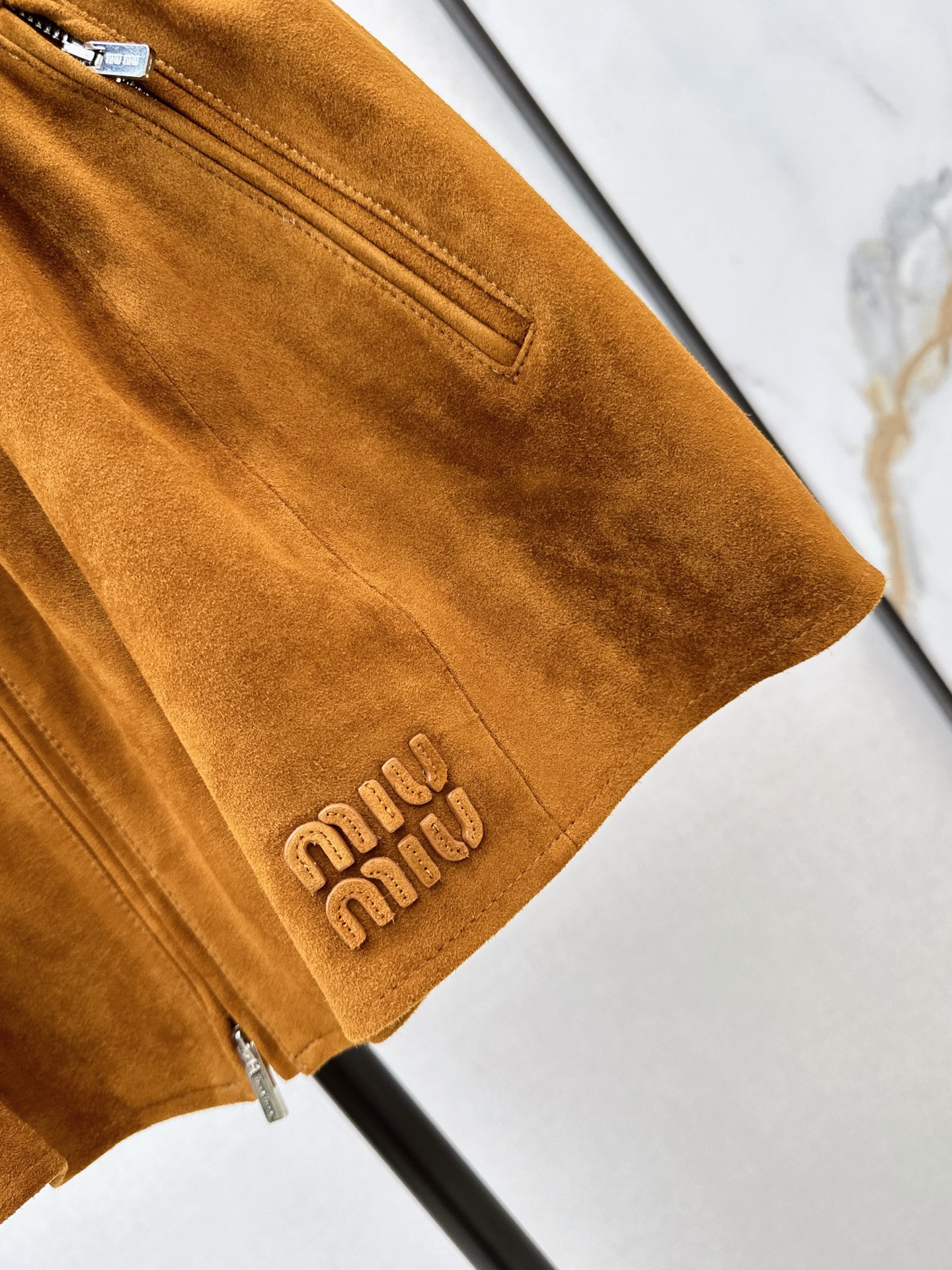 Miu 26ss suede leather mini skirt