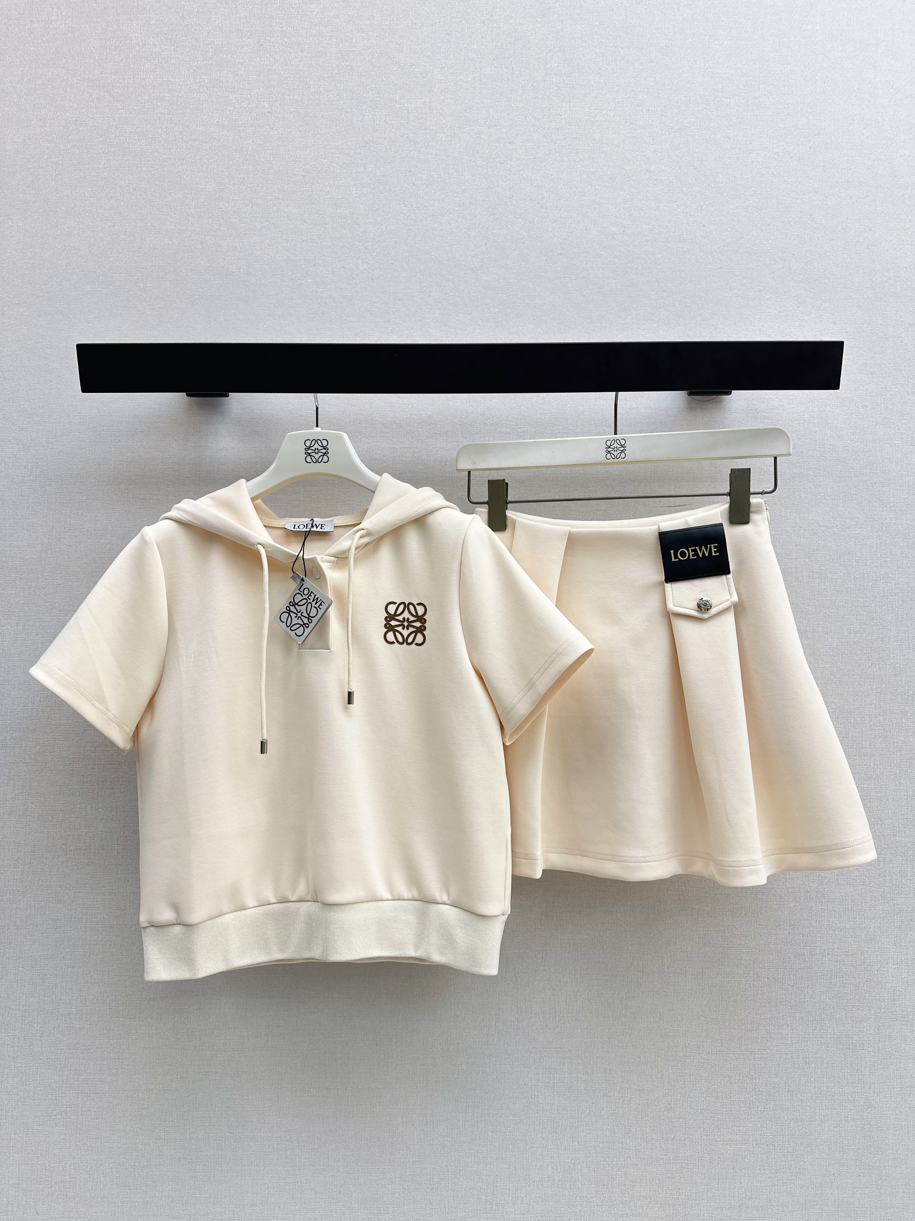 Loe 26ss outfit sets