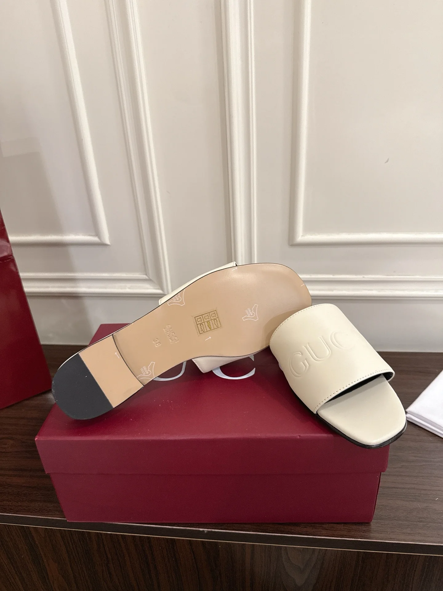 Guc 25fw slides