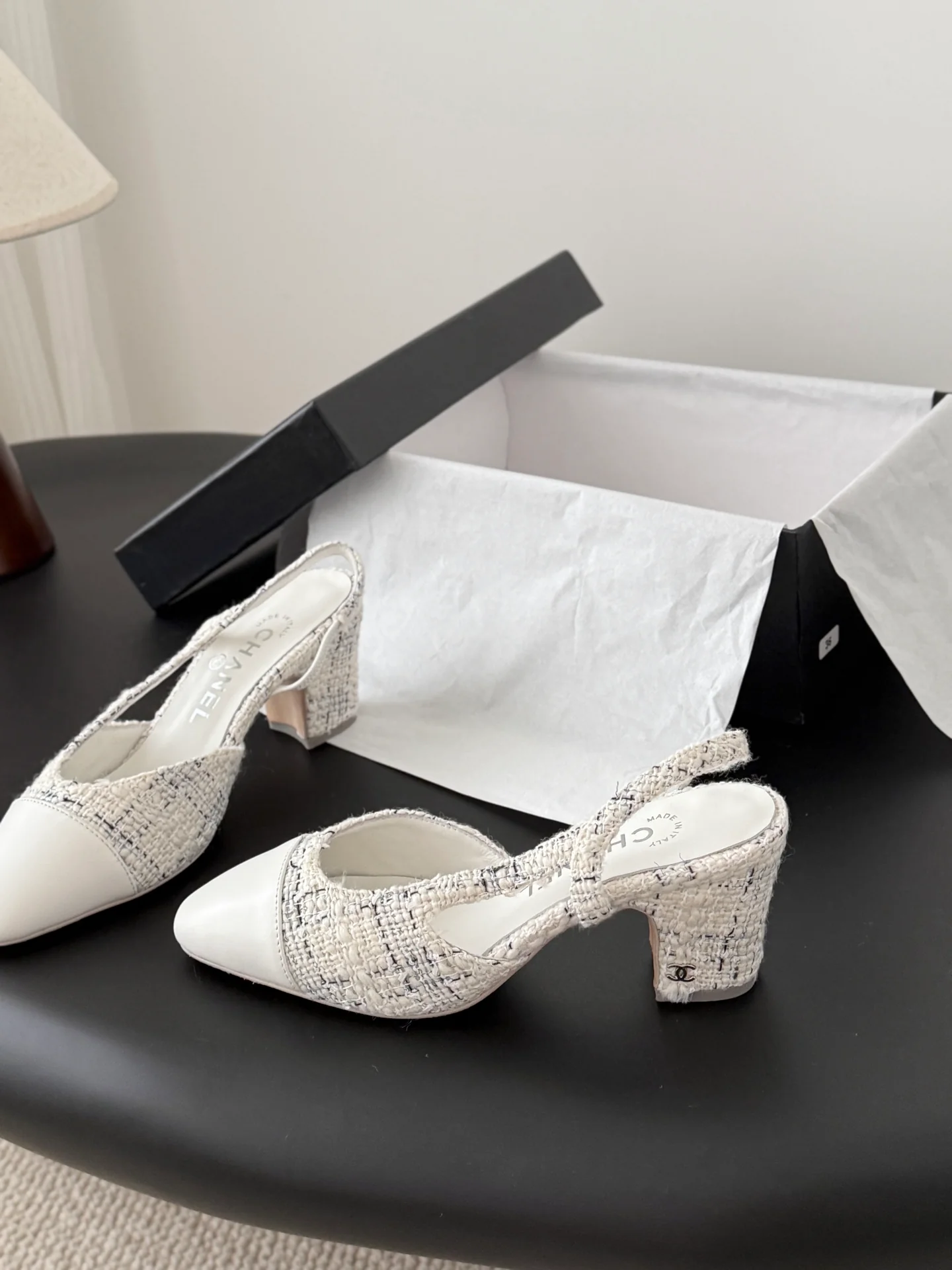 Chan 25fw slingback chunky heels