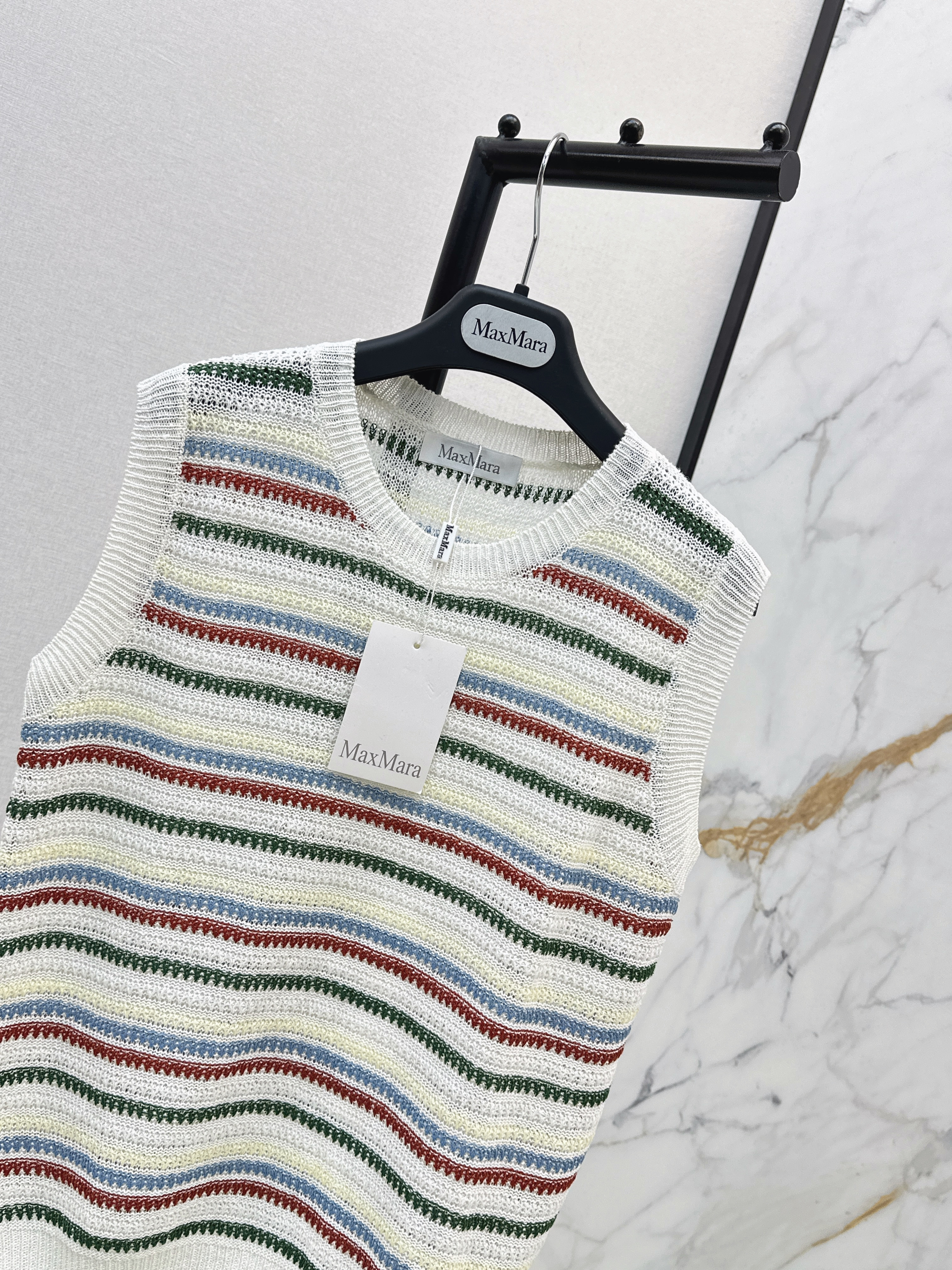 Max 26ss sleeveless knitwear