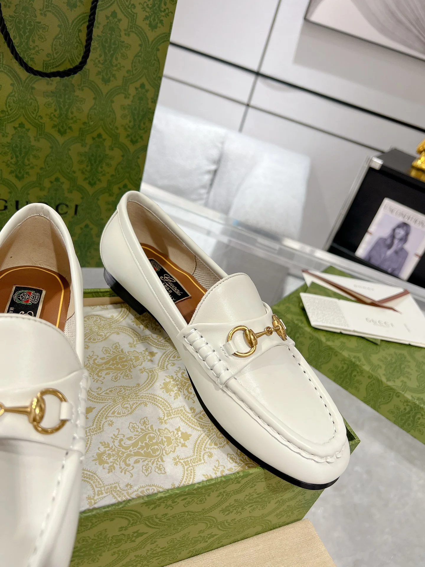 Gucc 25fw loafer shoes