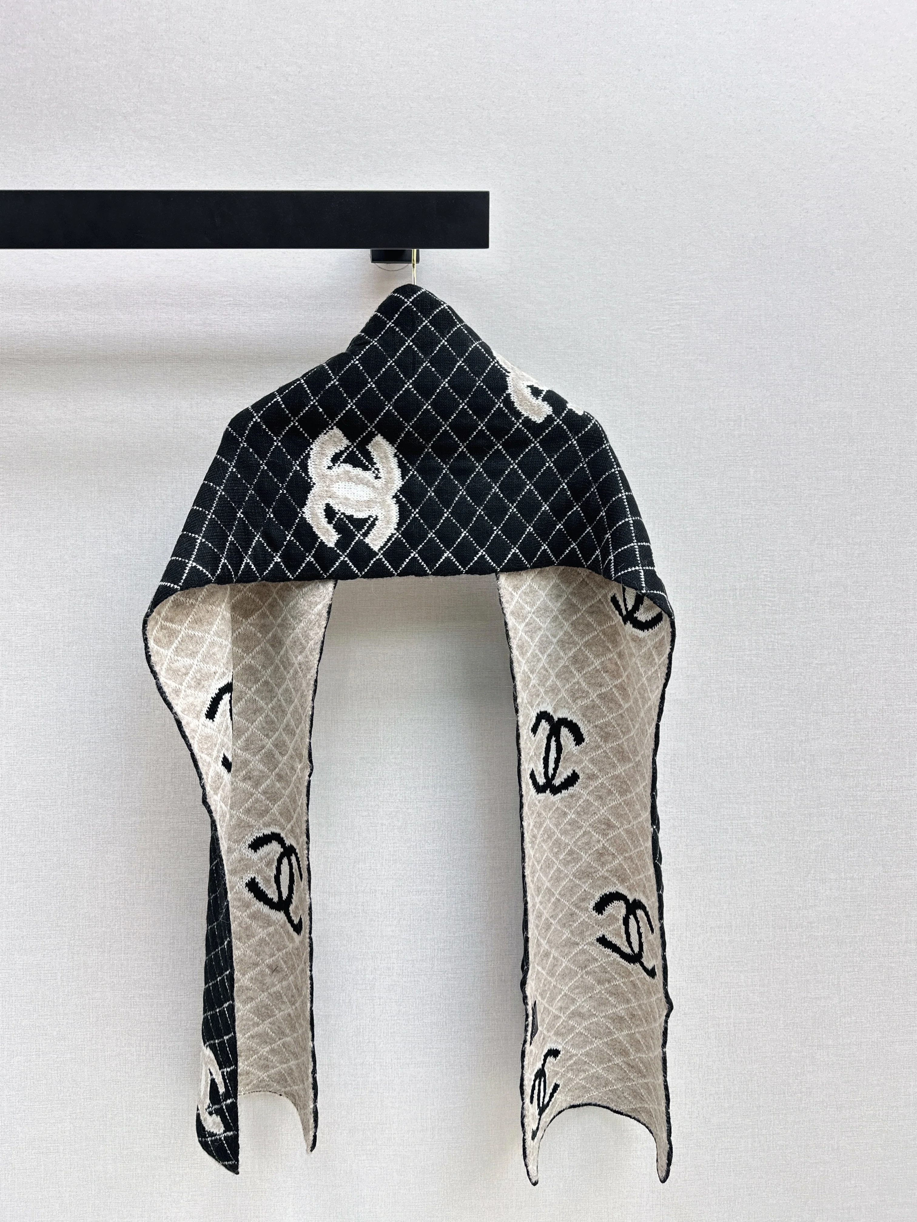 Chan 26ss cashmere scarf