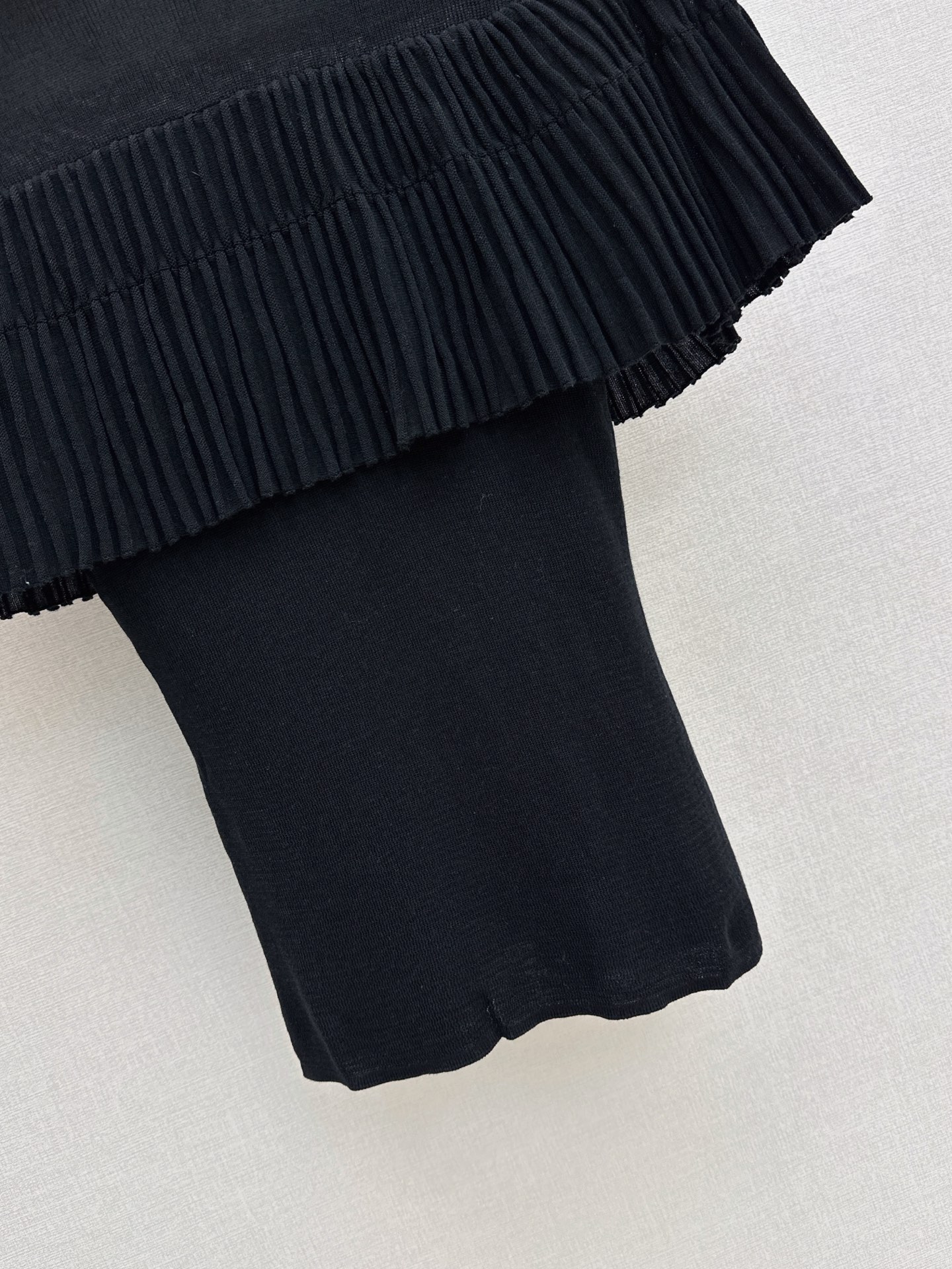 Miu 26ss cape knitswear