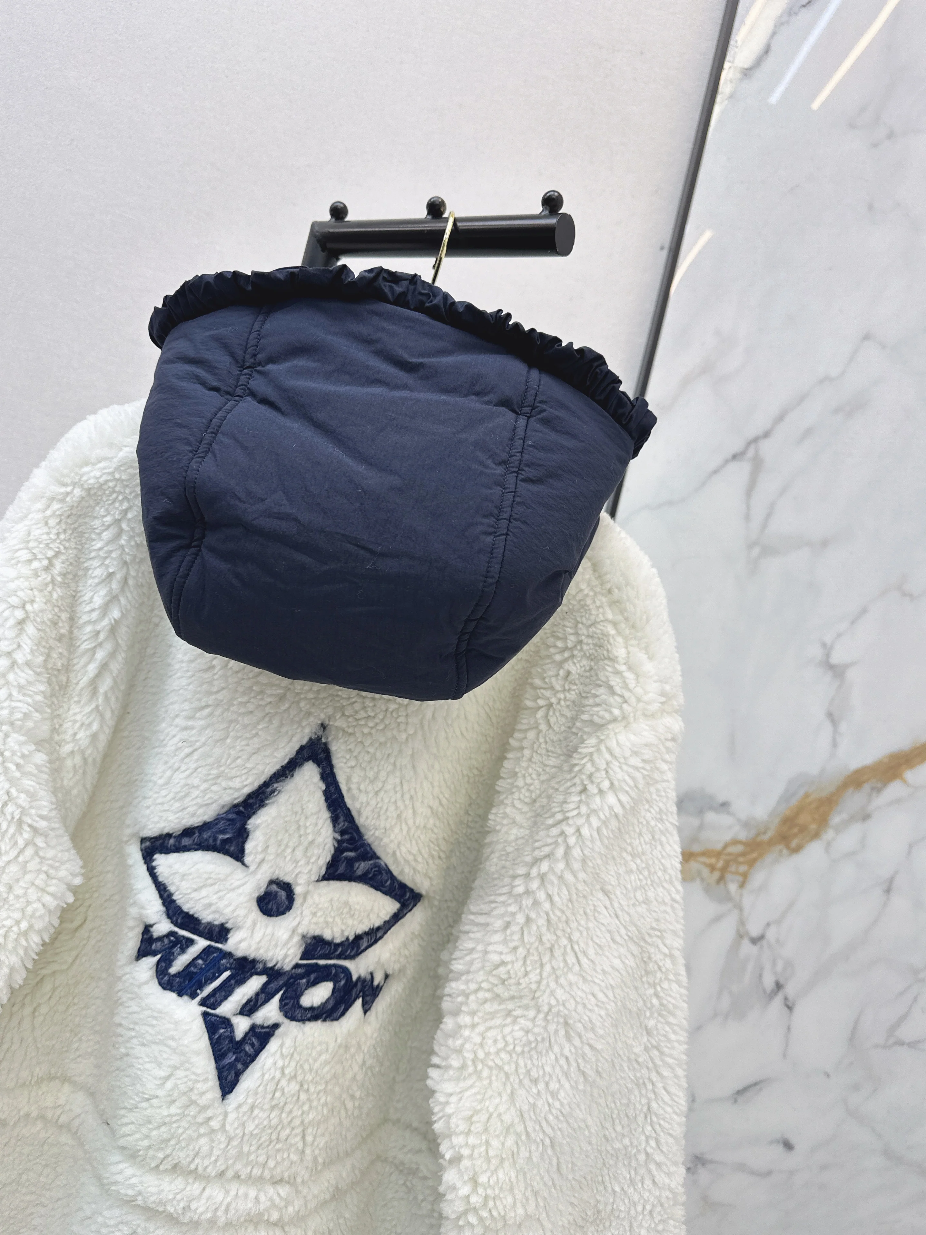 Loui 26ss fleece hooded jacket