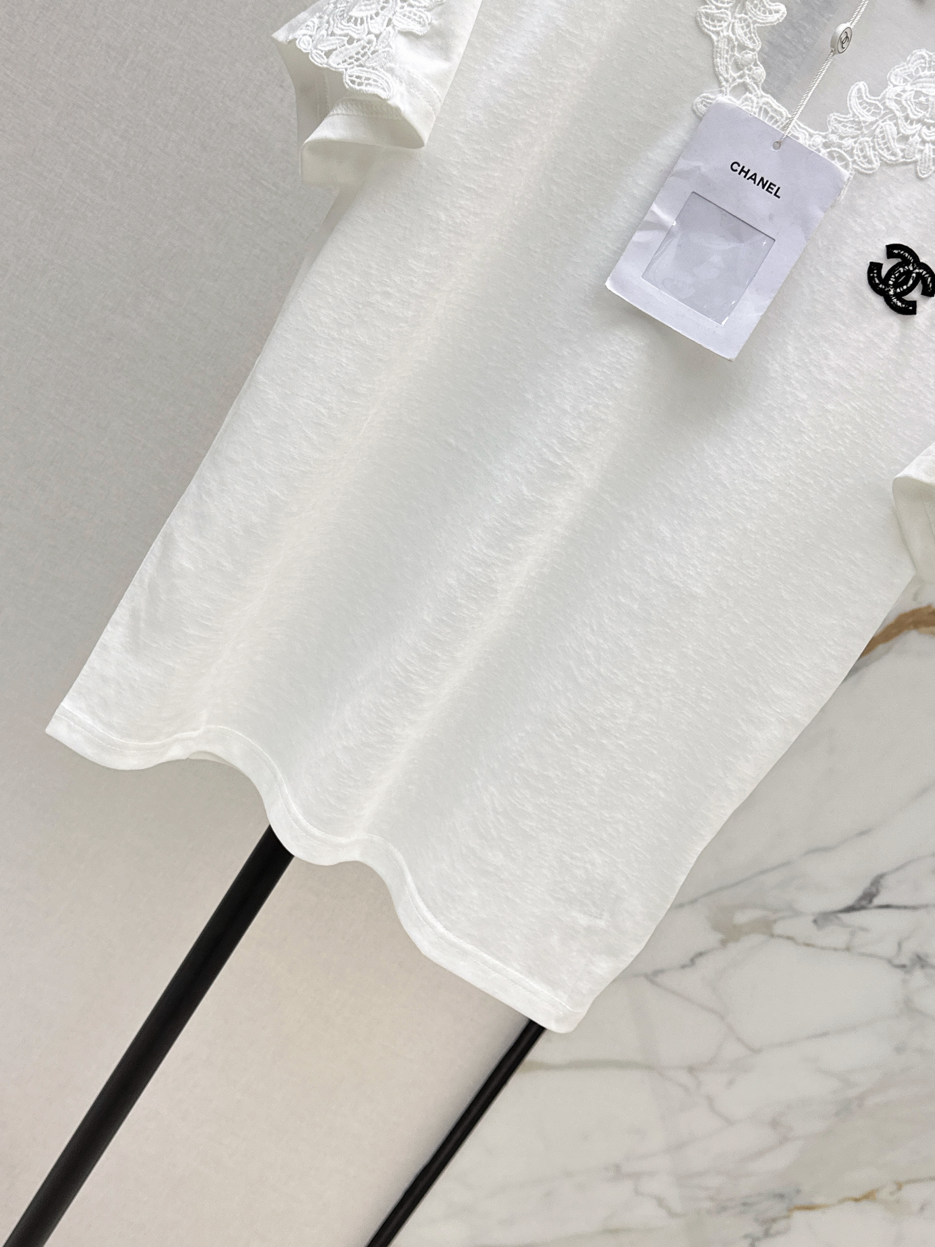 Chan 26ss contract lace t-shirt