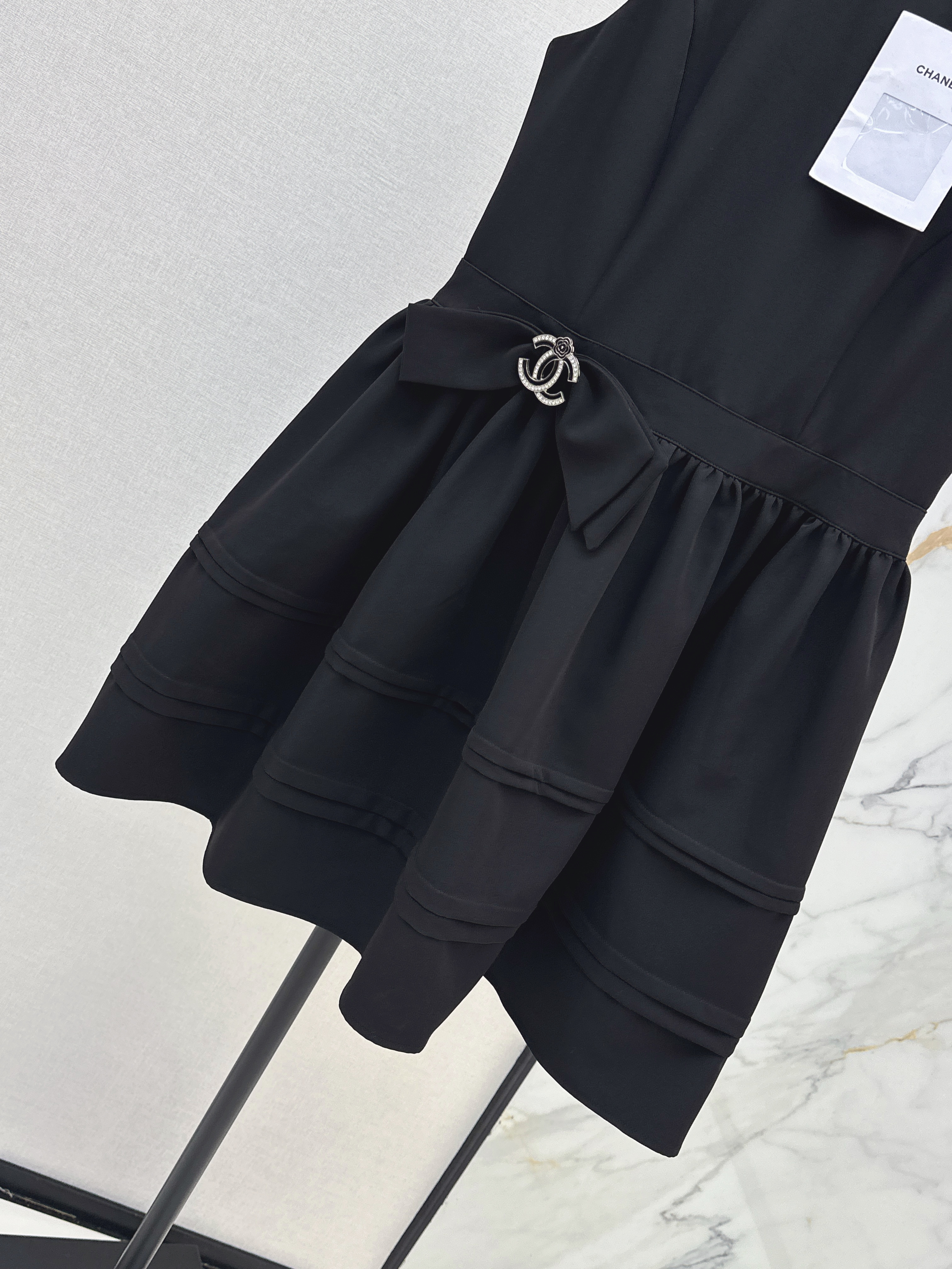 Chan 26ss sleeveless beading dress