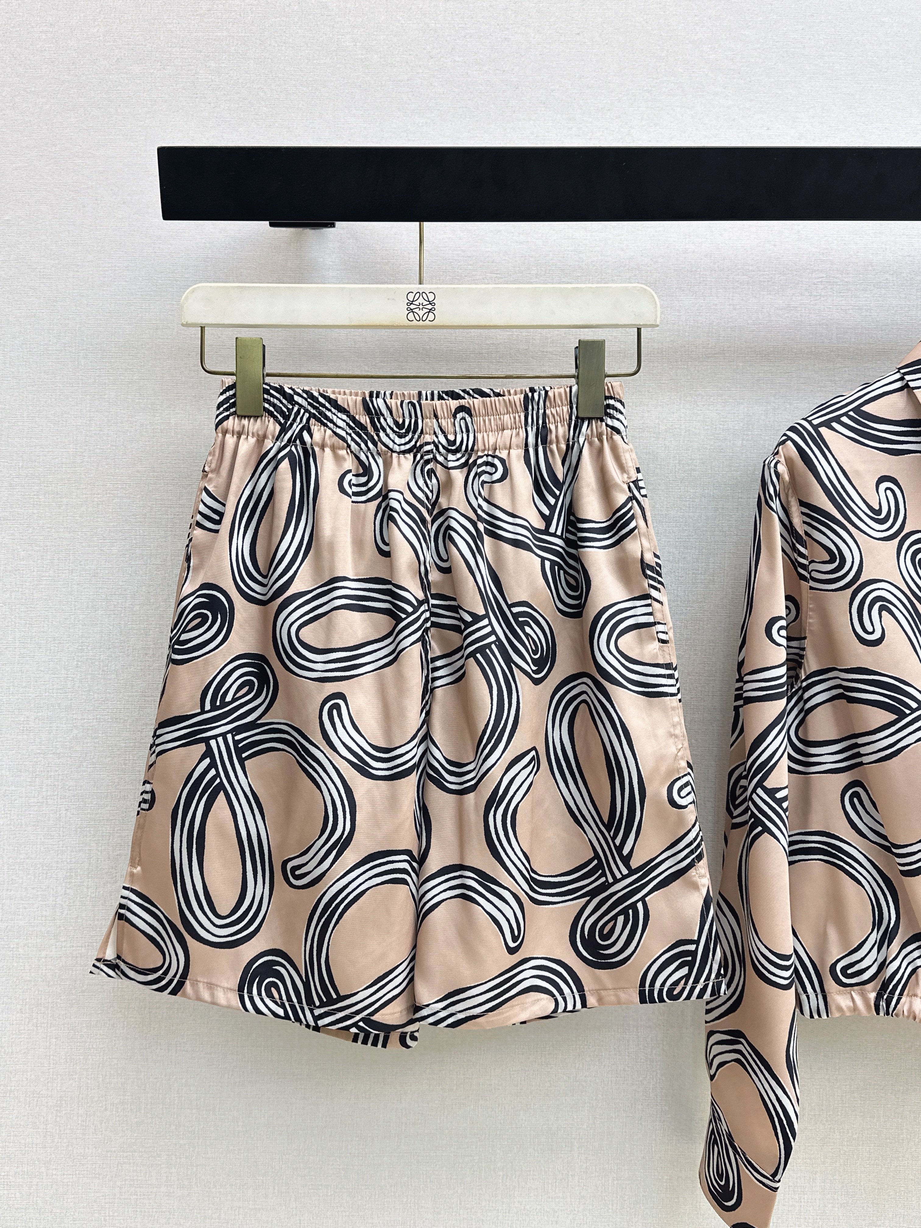 Loe 26ss print shirt shot set