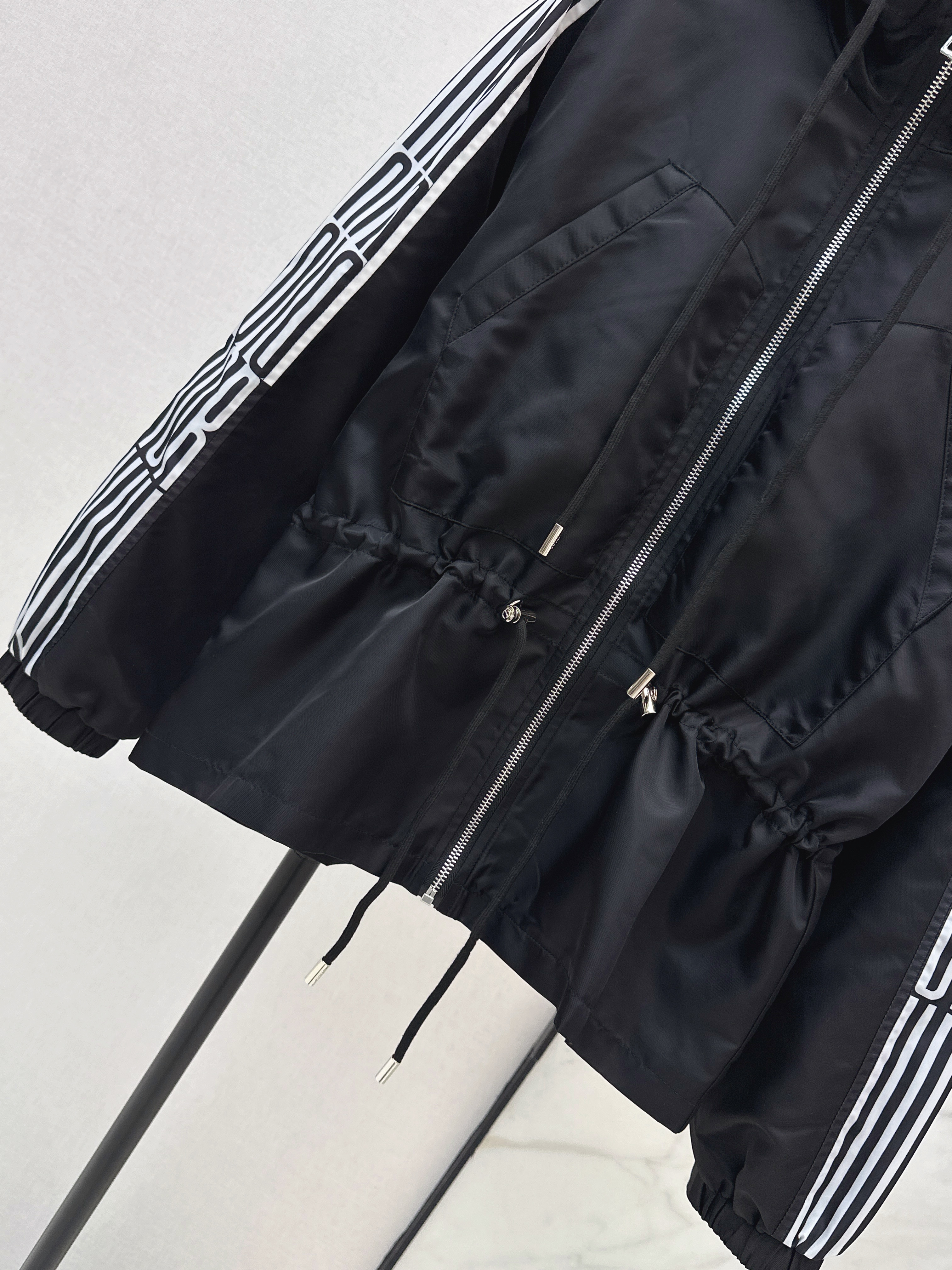 CD 26ss hooded jacket