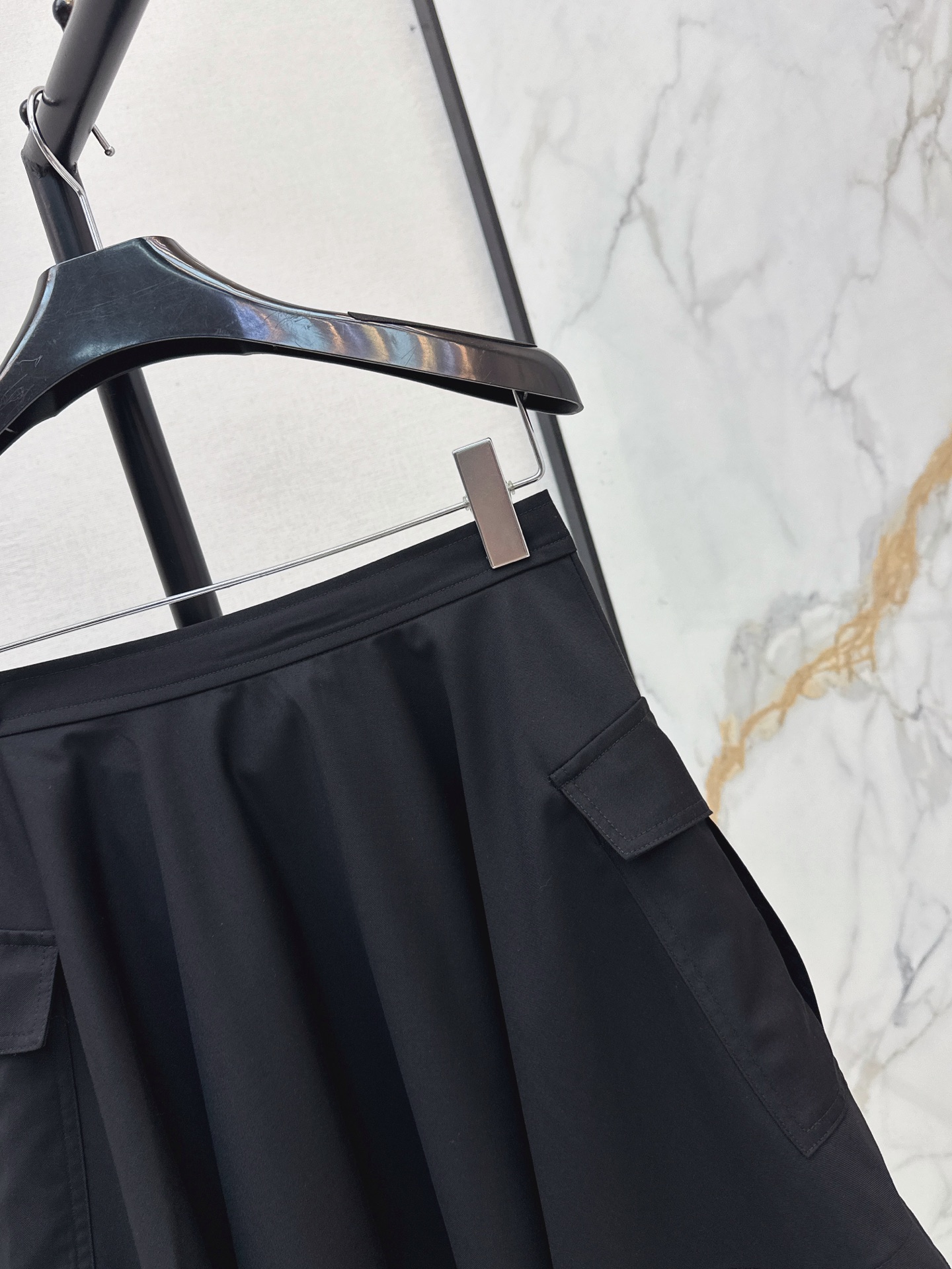Celi 26ss cargo mini skirt