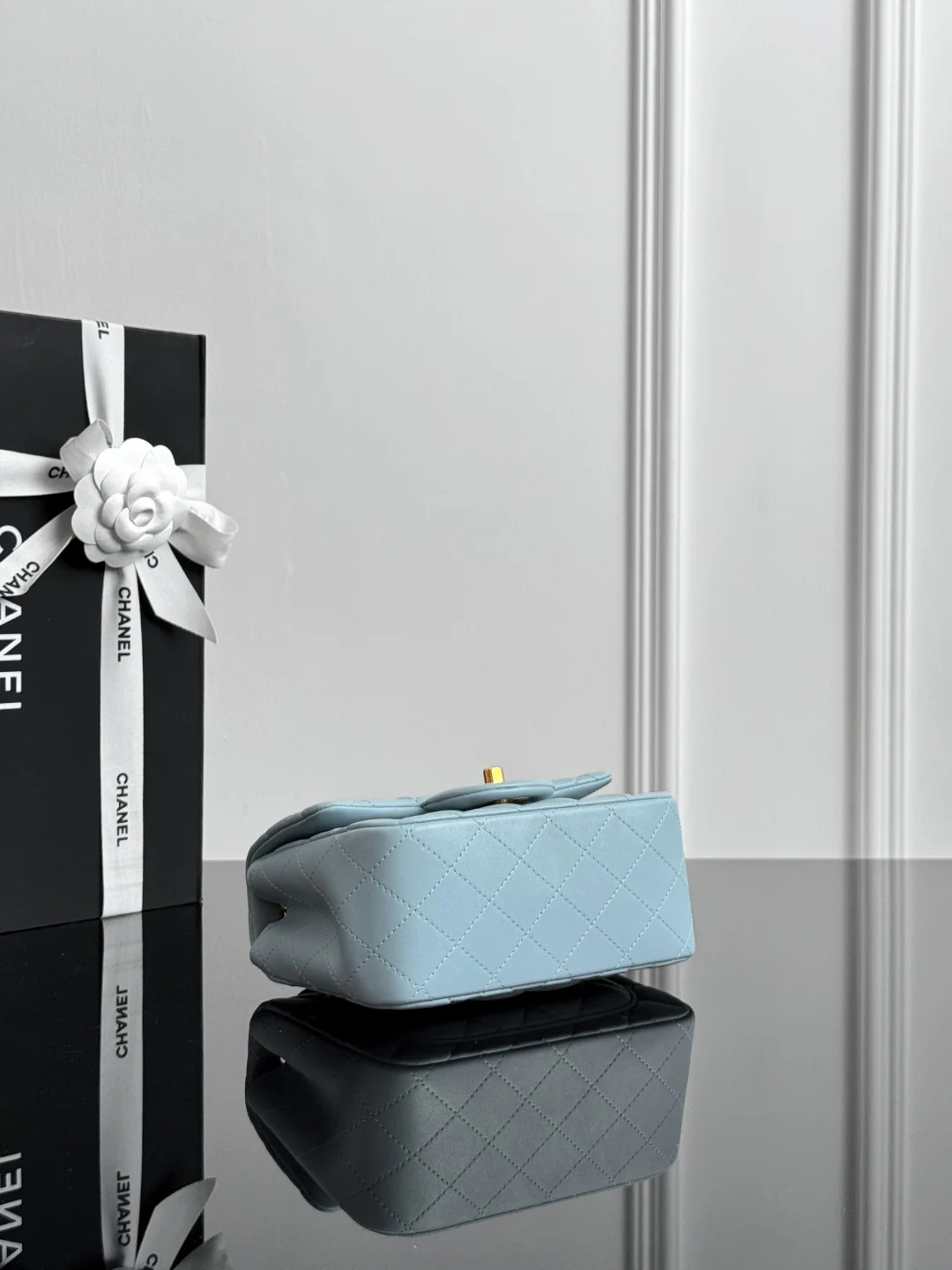 Chan cf17 chain shoulder bag